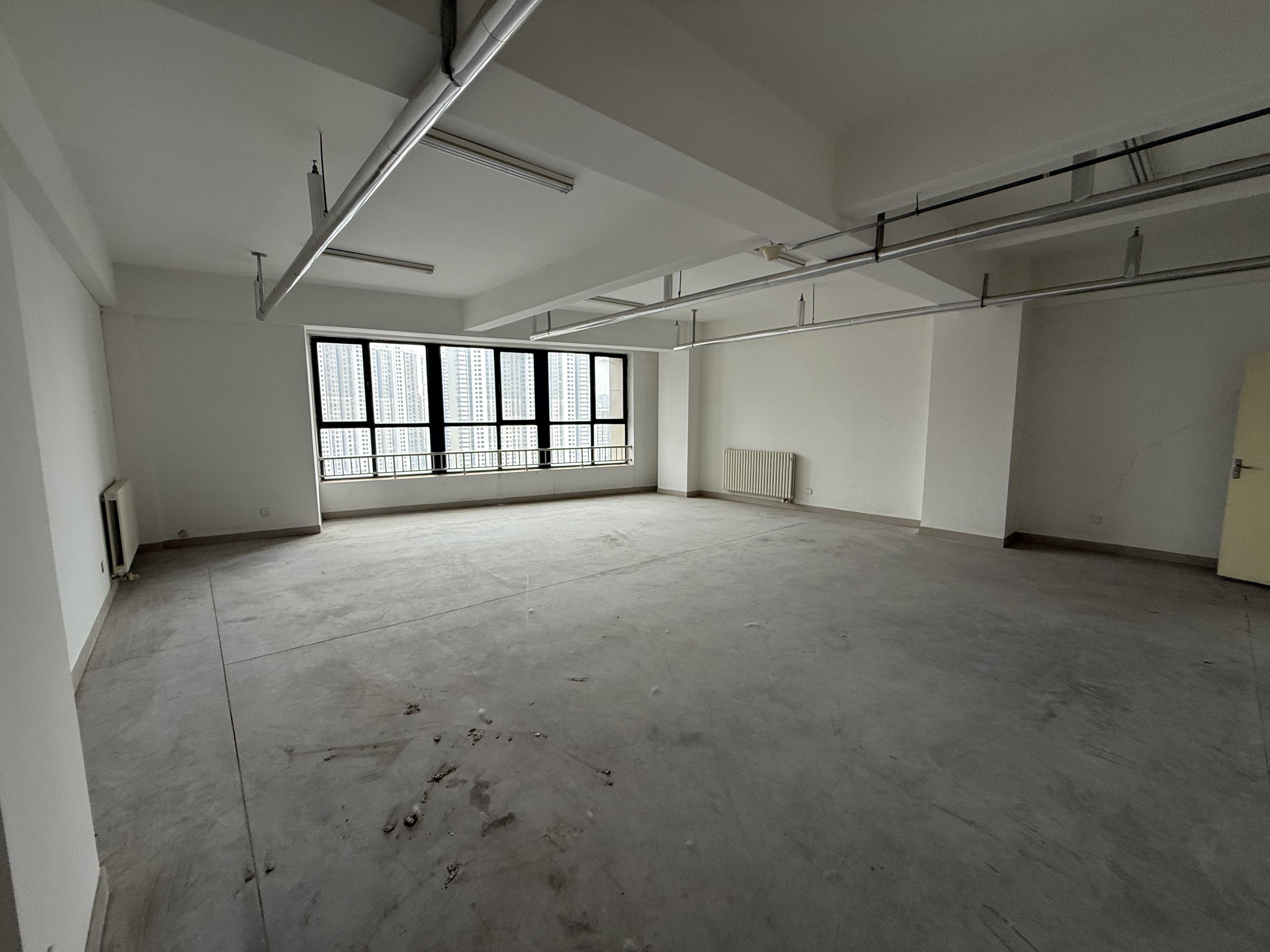 南益名泉春晓公寓