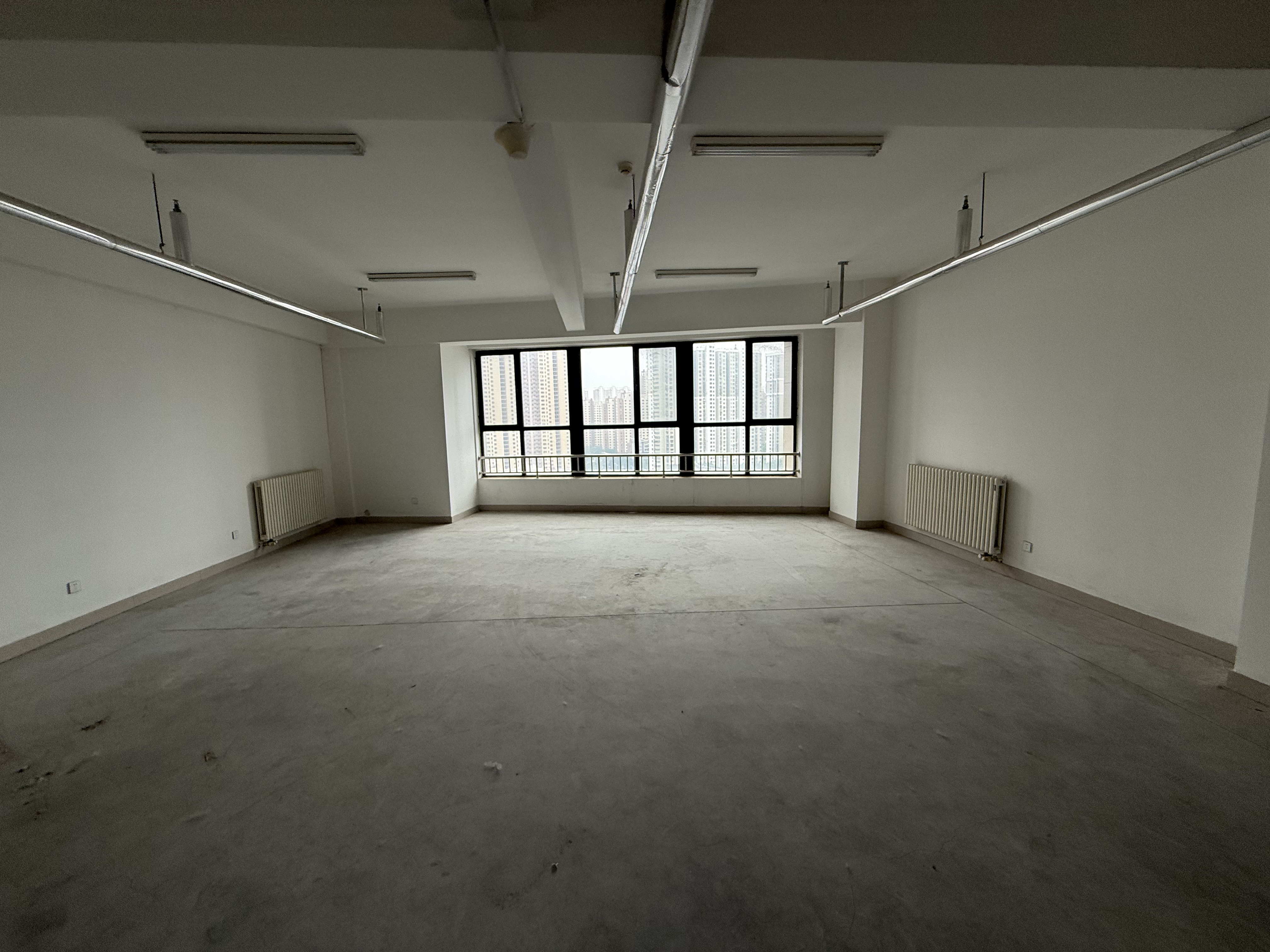 南益名泉春晓公寓