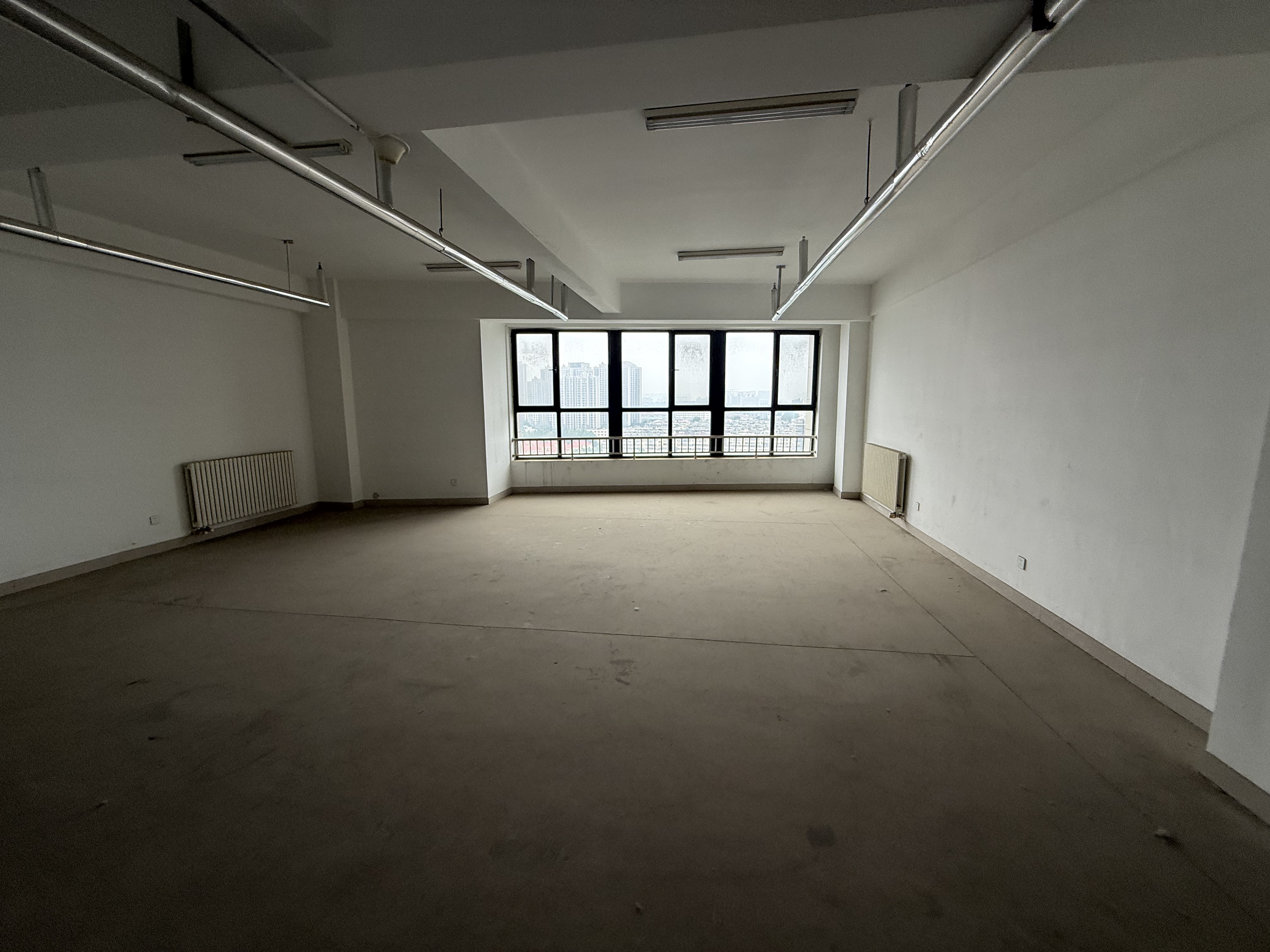 南益名泉春晓公寓