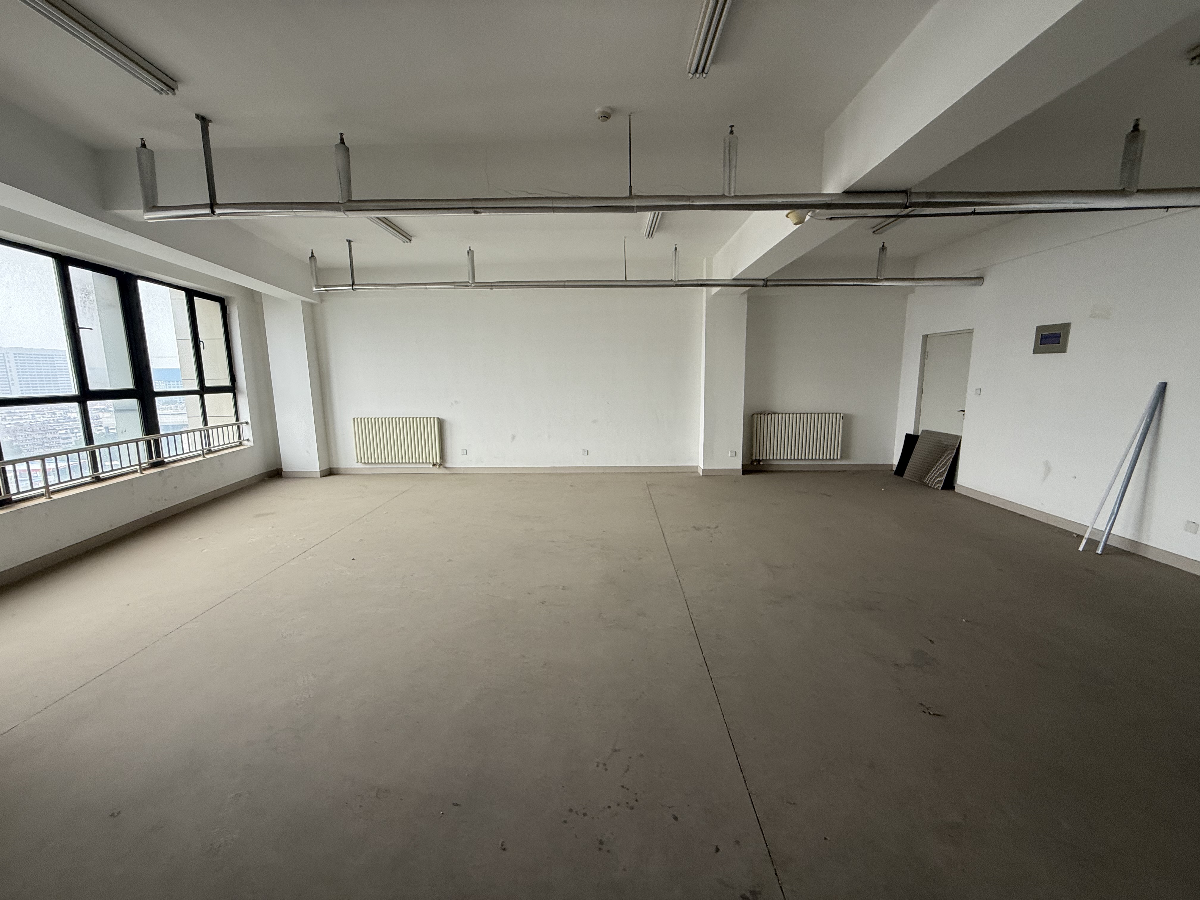 南益名泉春晓公寓