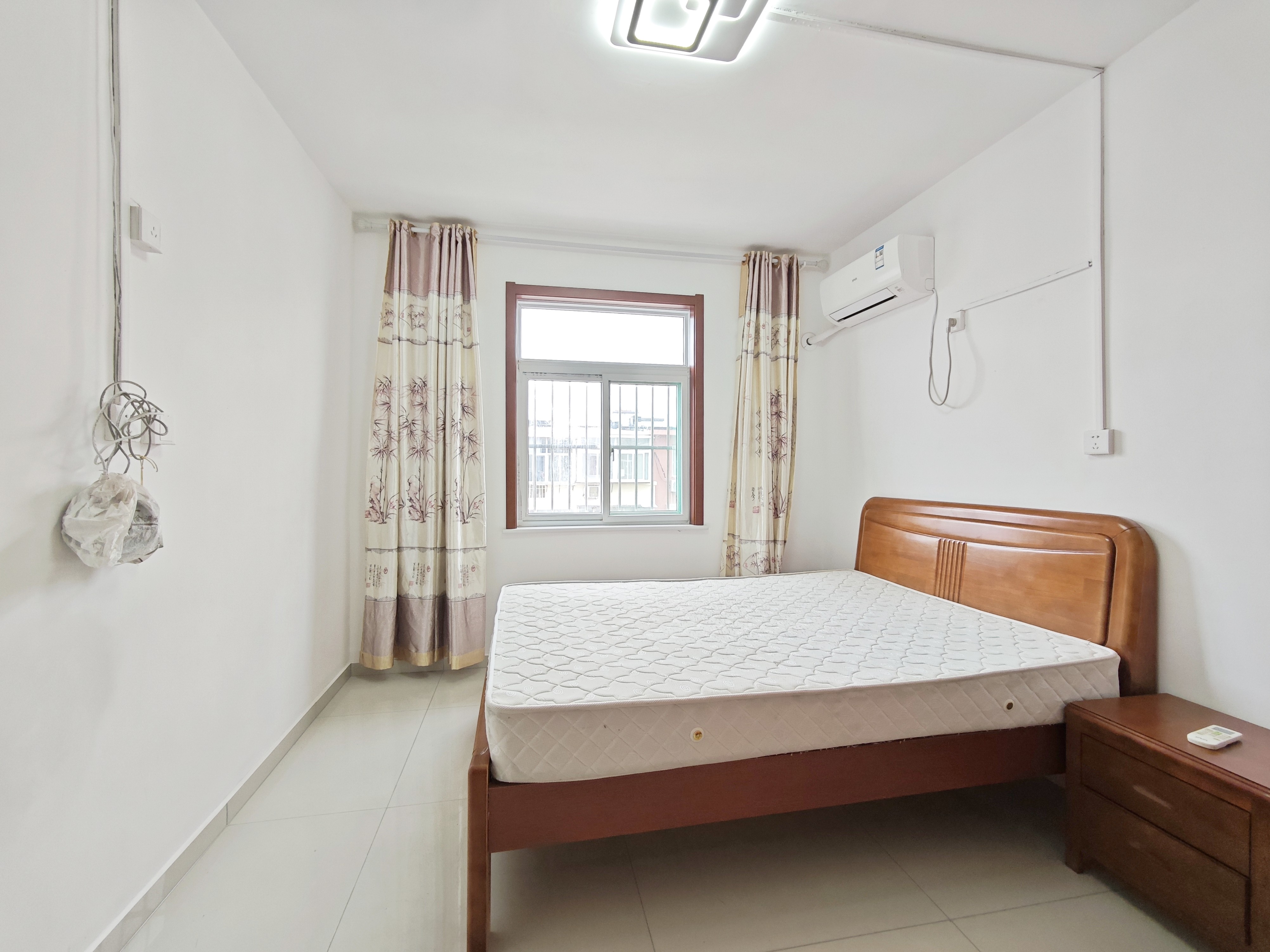 闫千户铁路宿舍