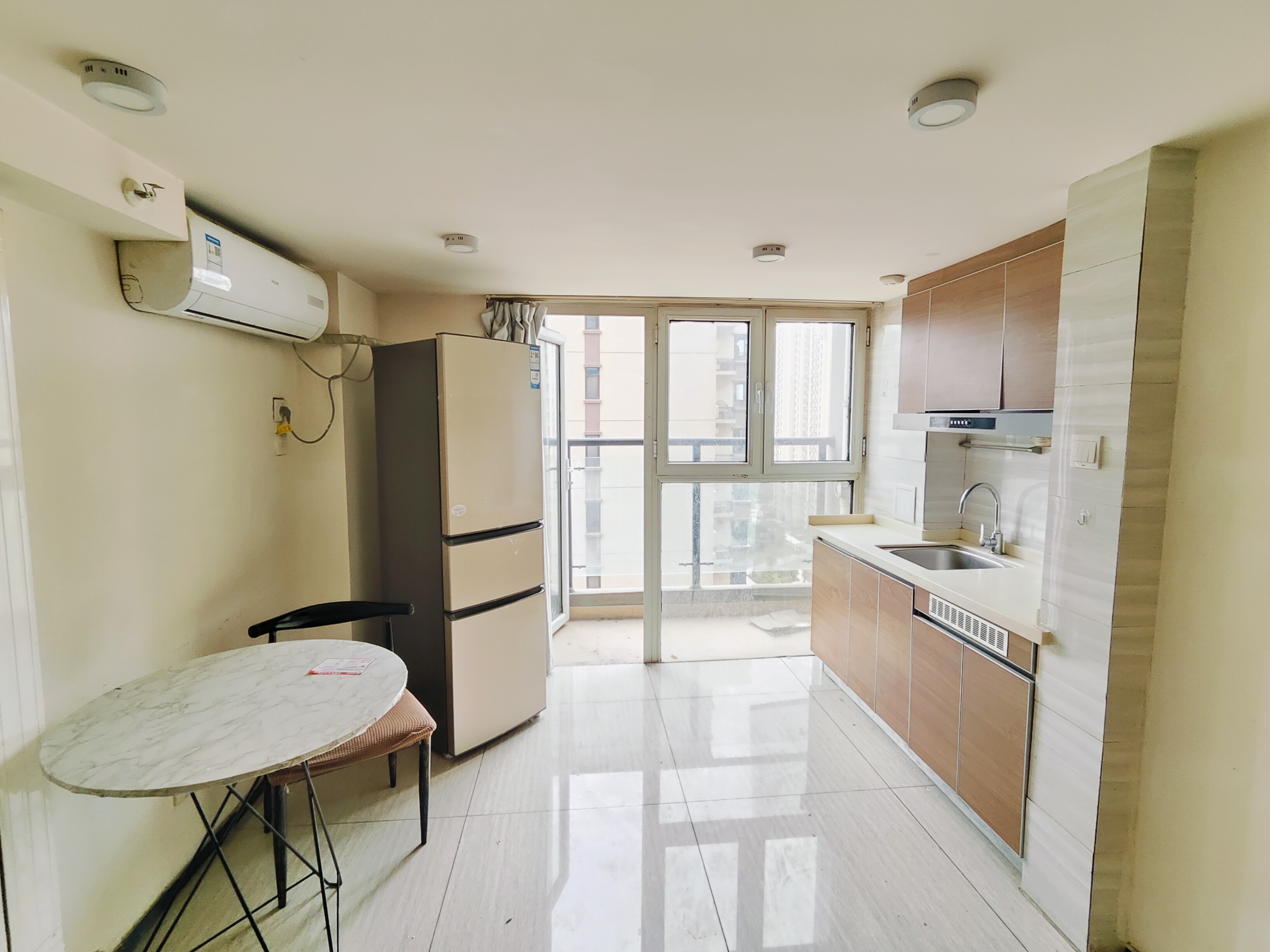 恒大滨河左岸公寓(临湖公馆花园)