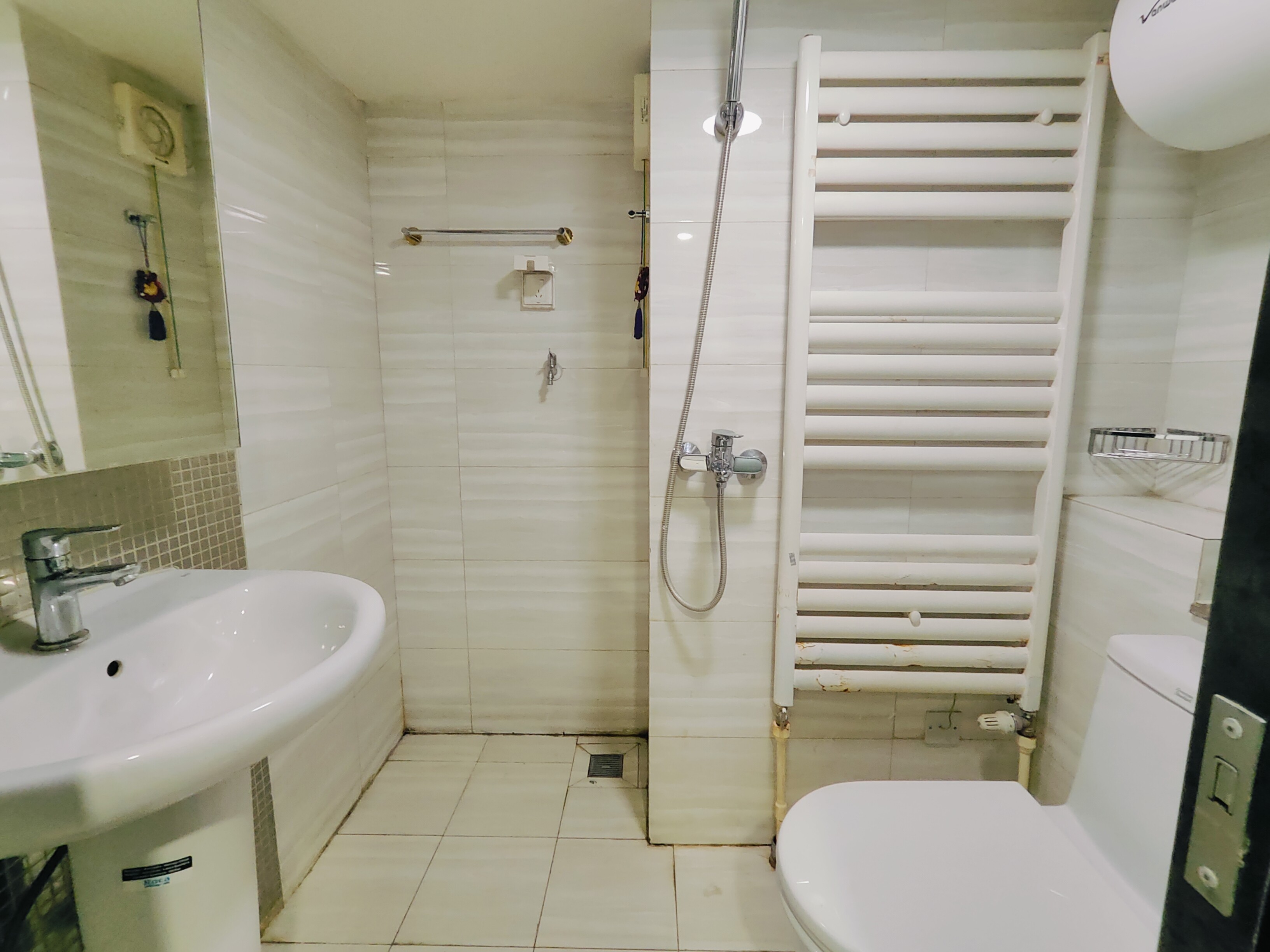 恒大滨河左岸公寓(临湖公馆花园)