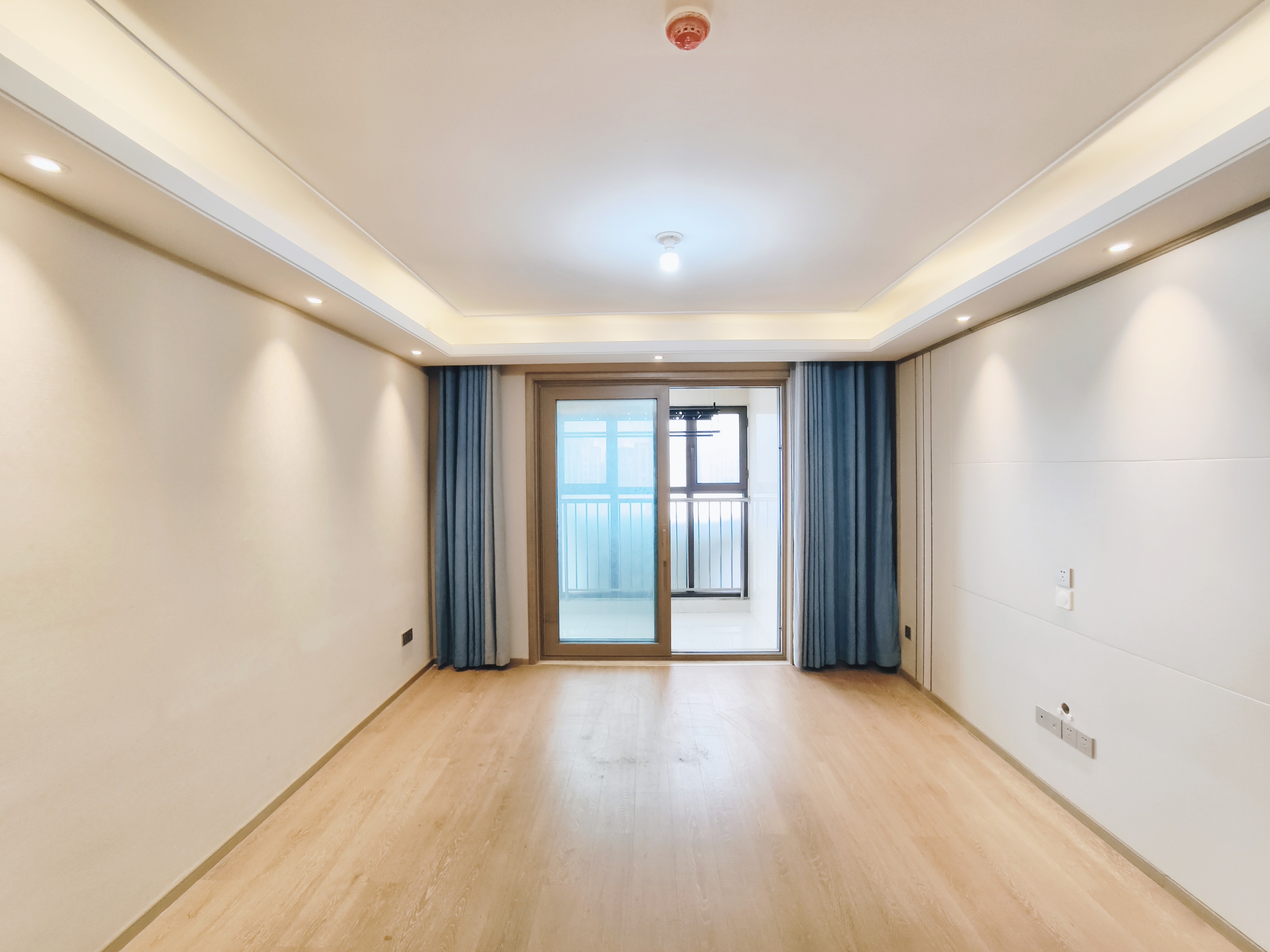  鲁能泰山7号三期 南北