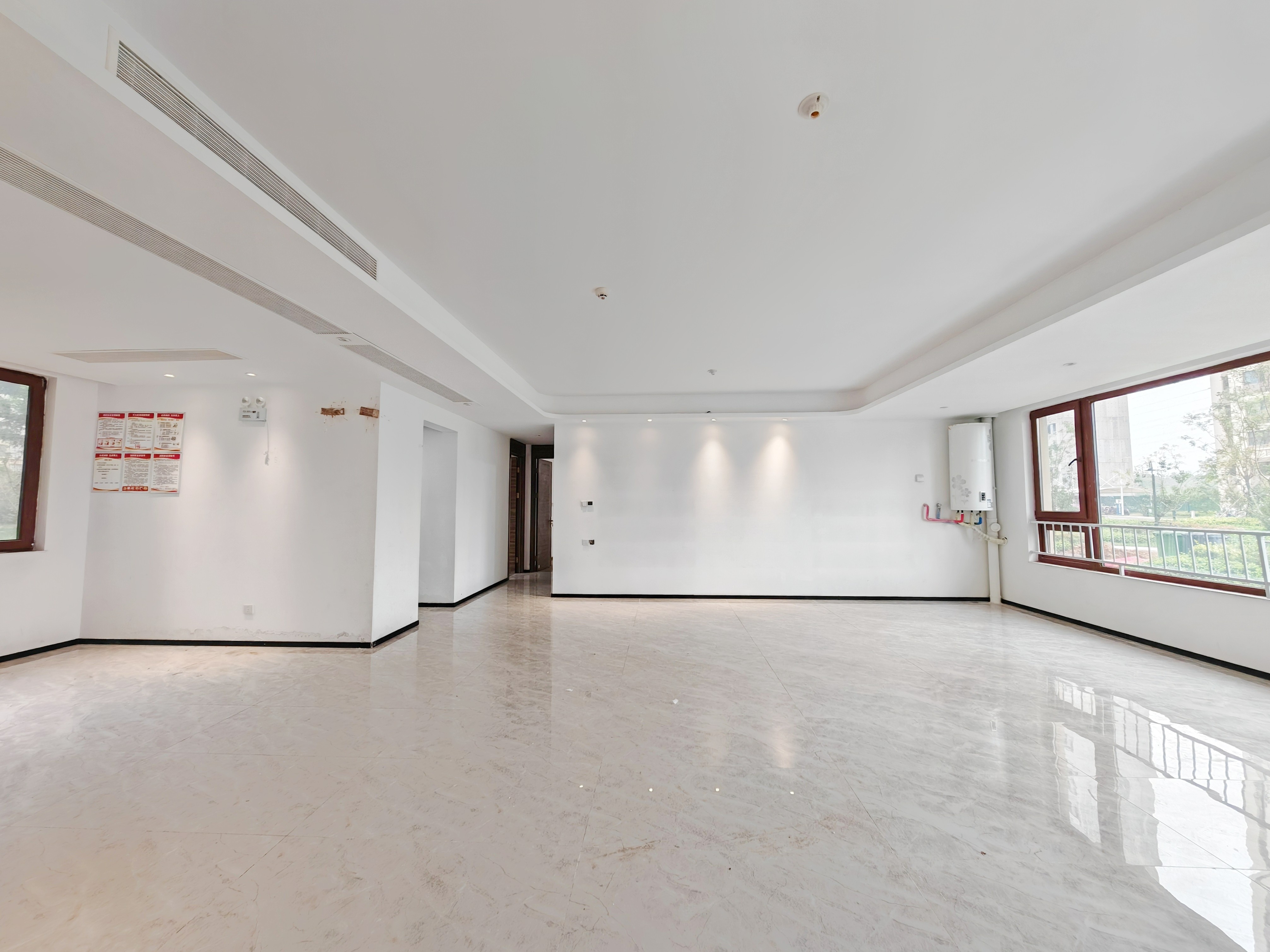  碧桂园山湖城 南北