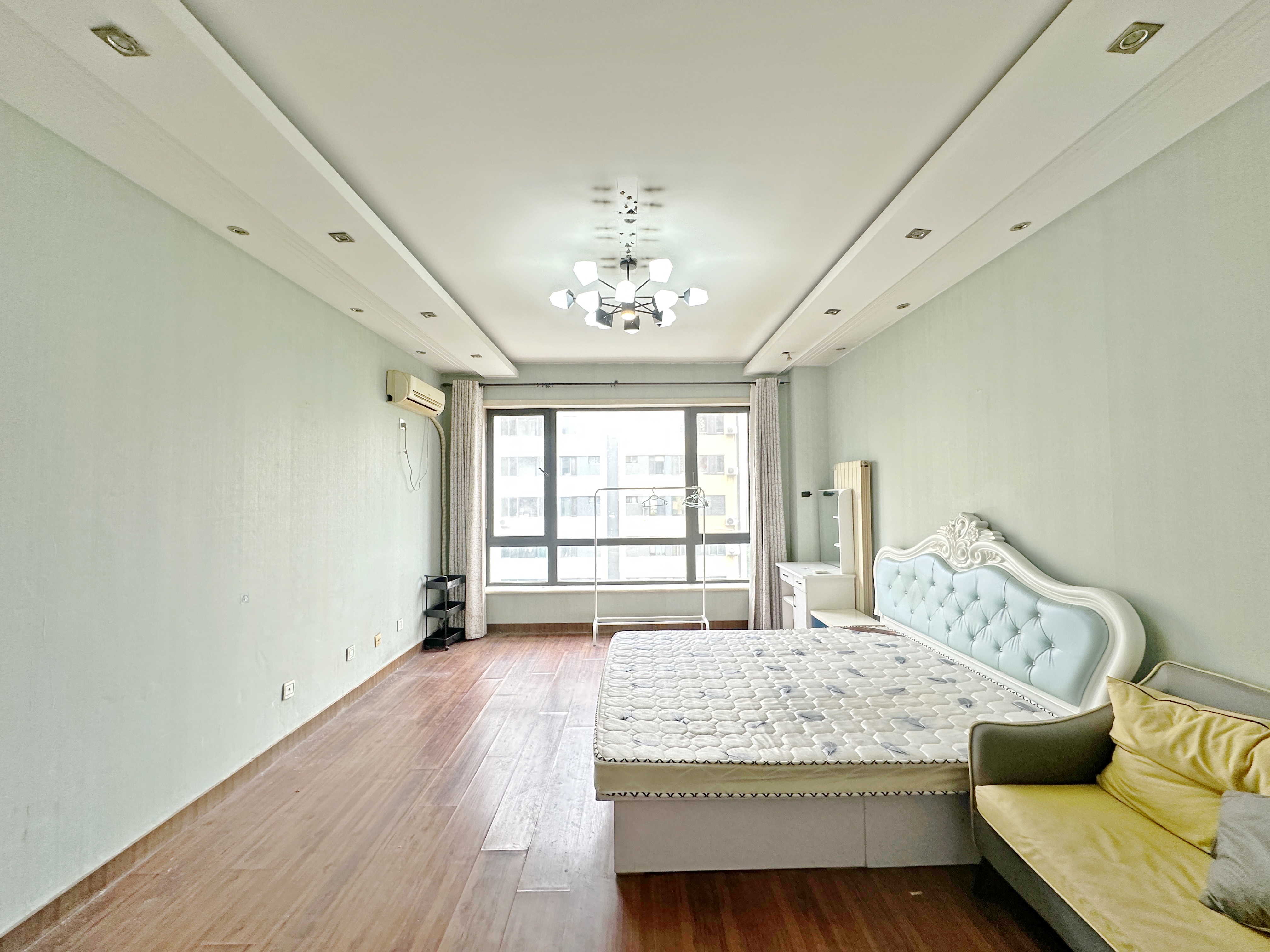  阳光100小区A区 东南