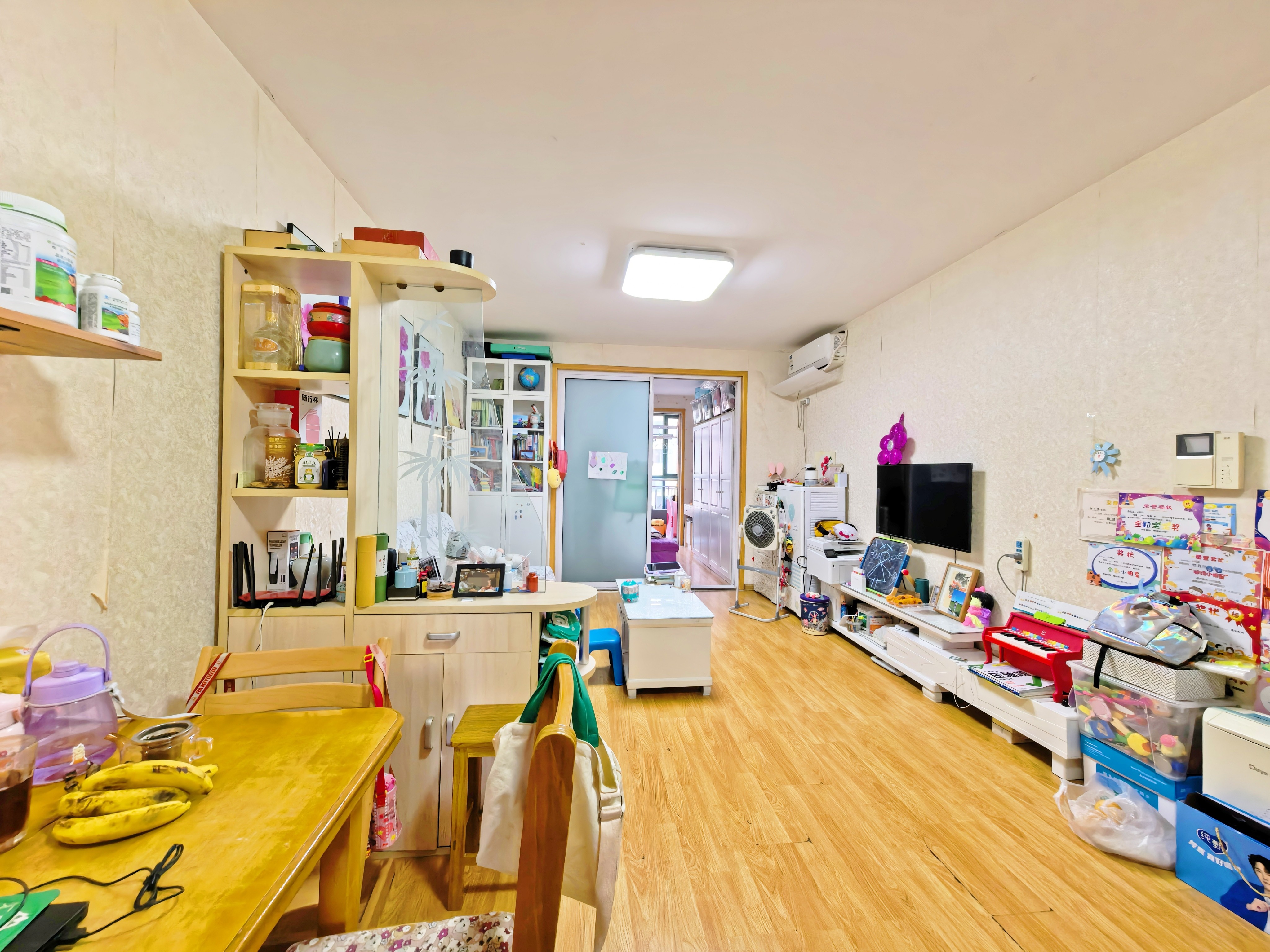  捡漏房 精装送地下室2个车位 营市街 南北通透 楼层 好