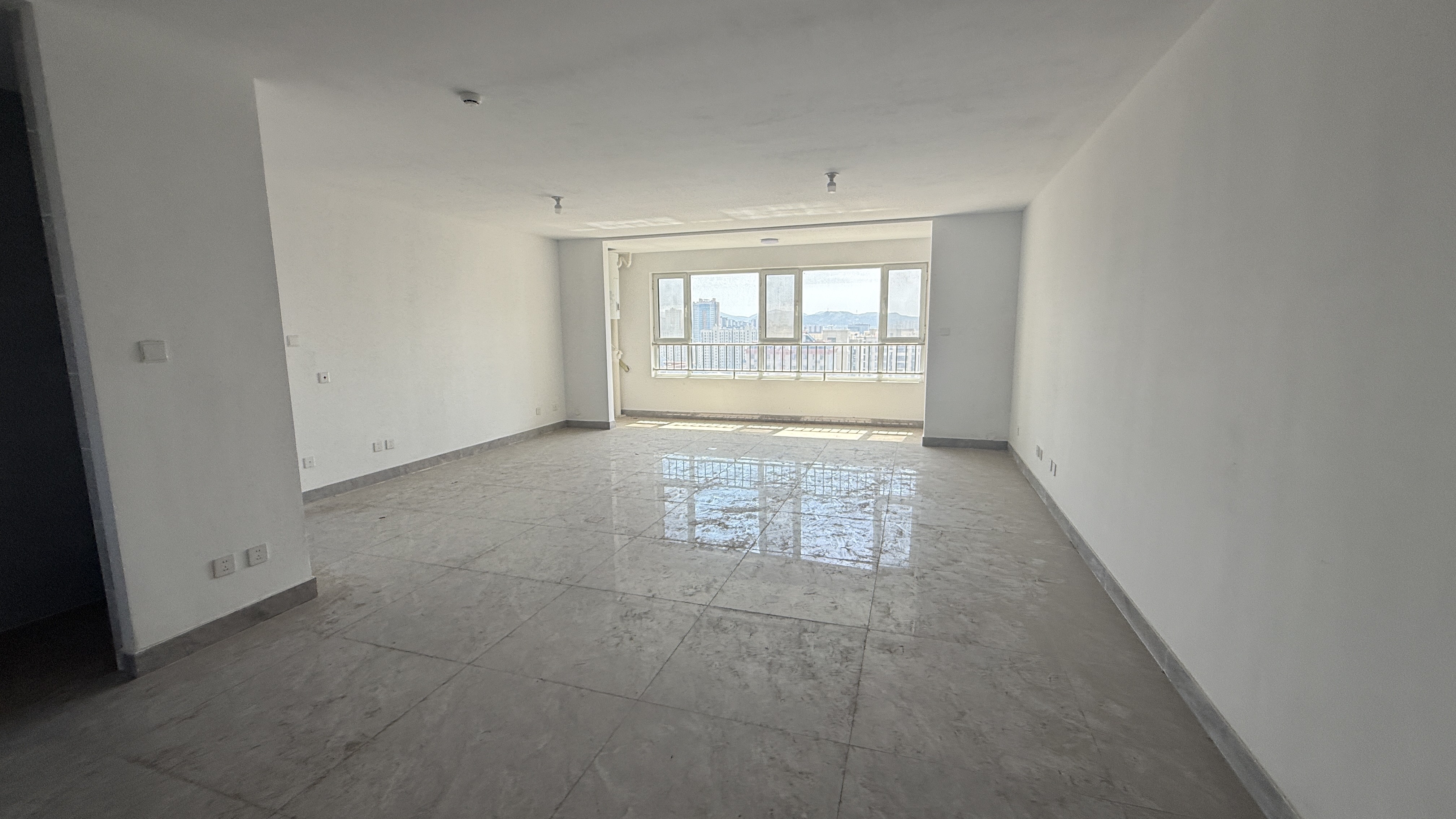  西三里嘉园 南北