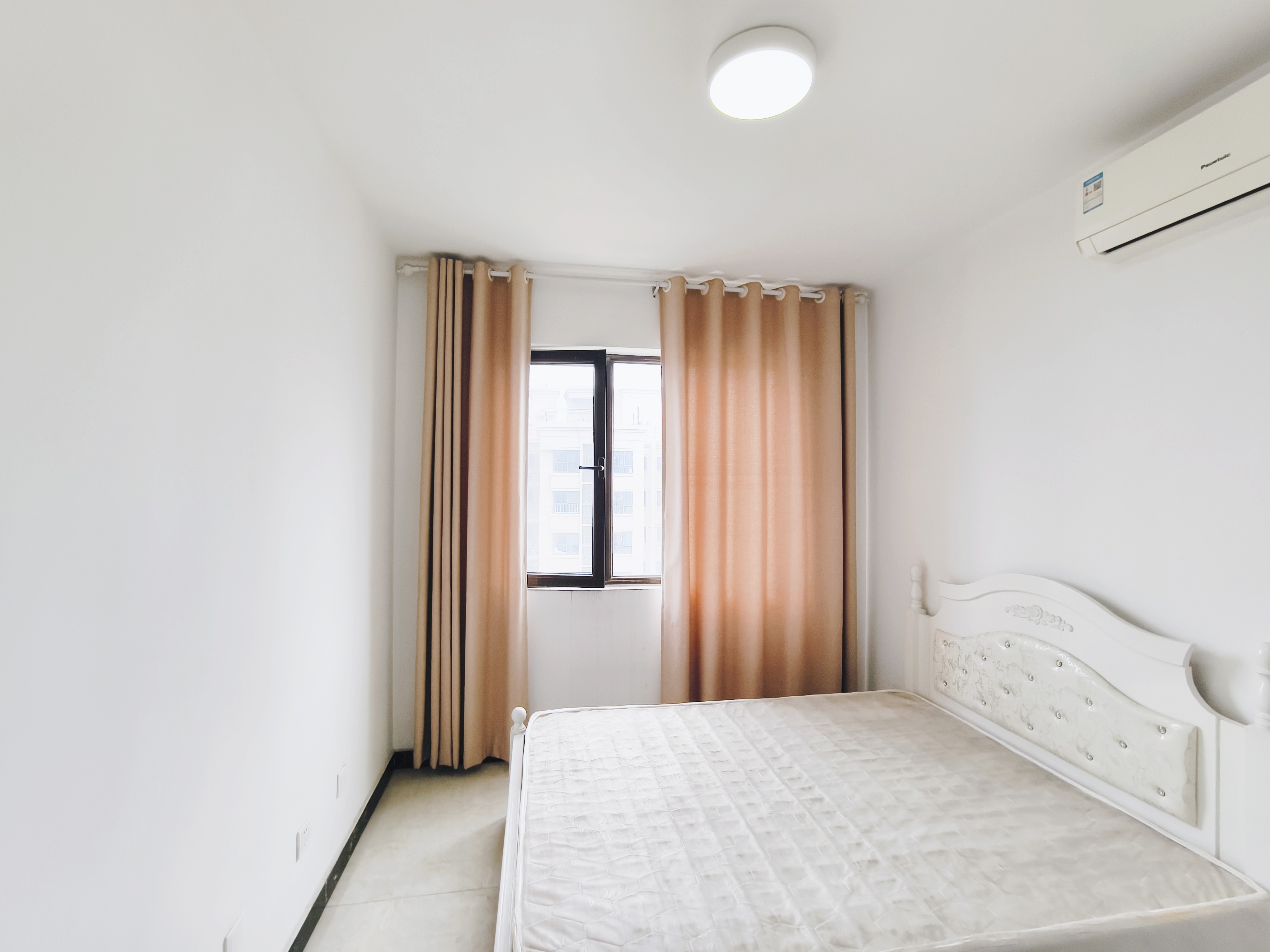 银丰唐郡荷花园