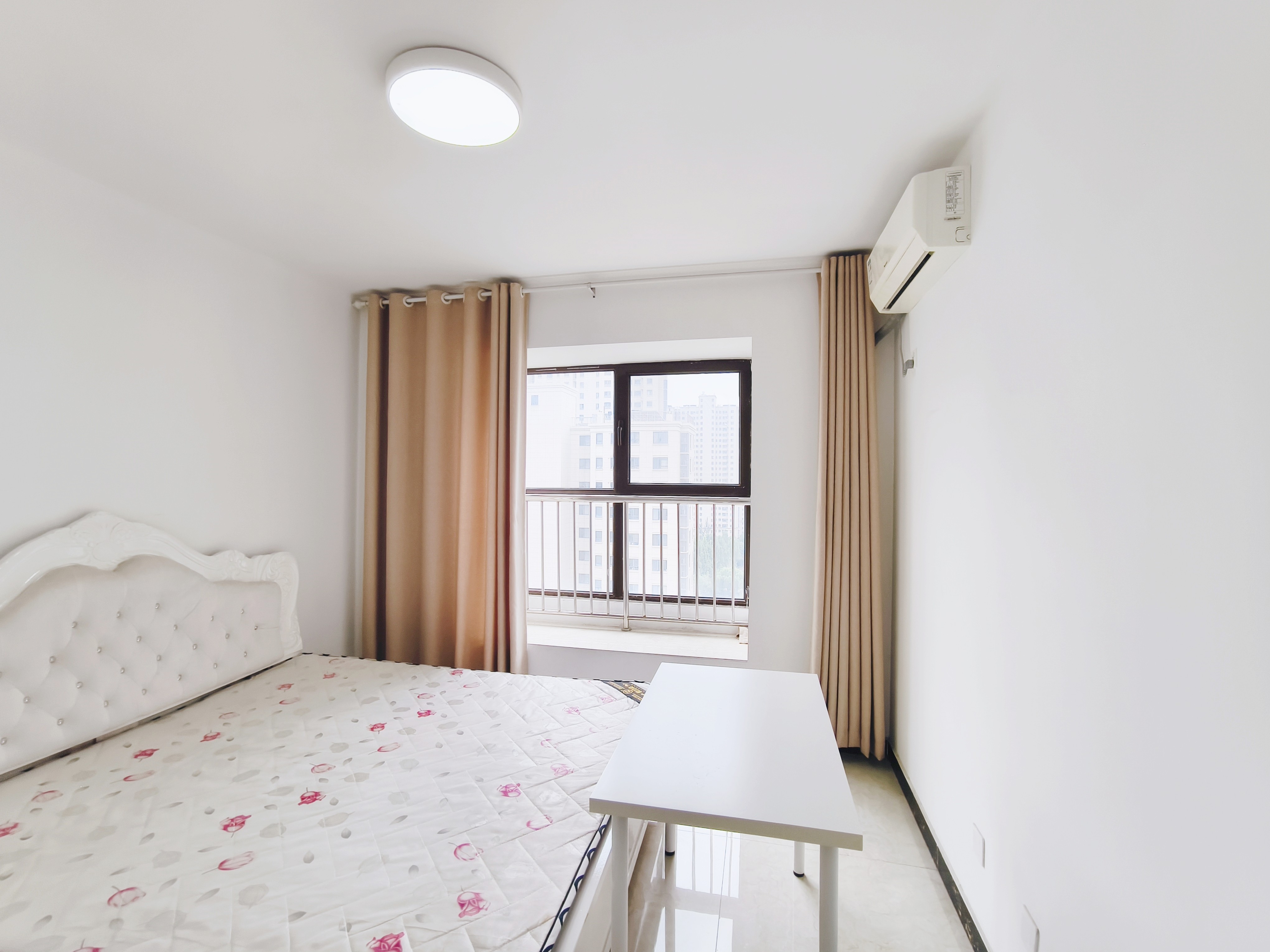 银丰唐郡荷花园