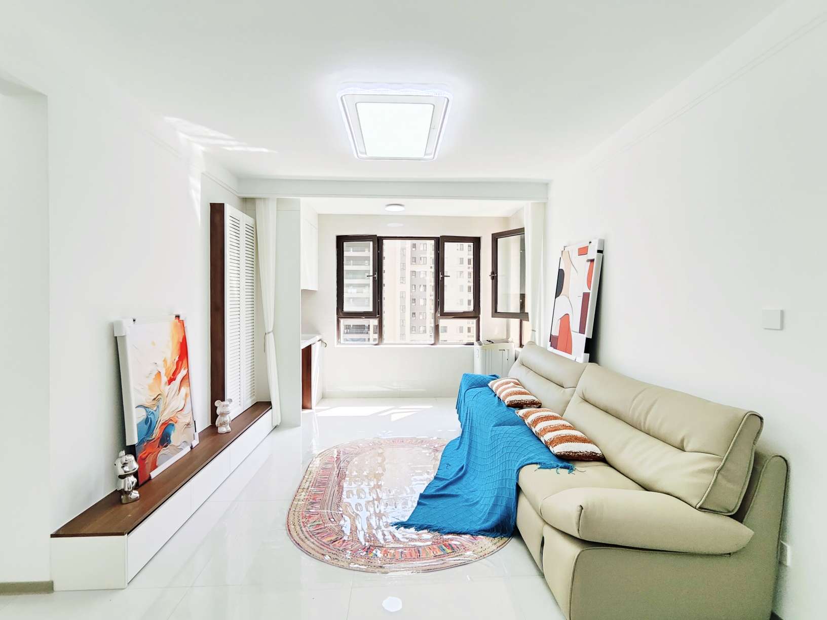  中海御山首府 南