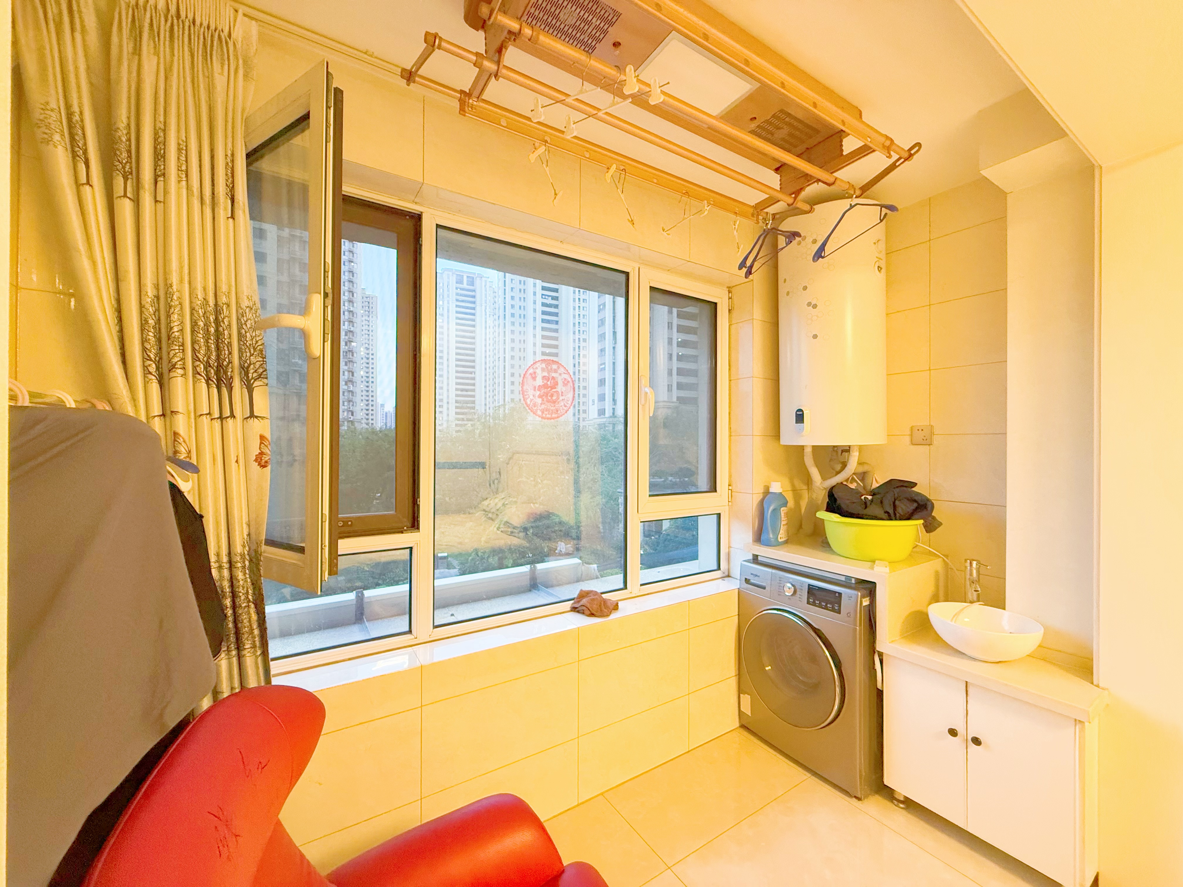 海尔云世界滟澜公馆花园