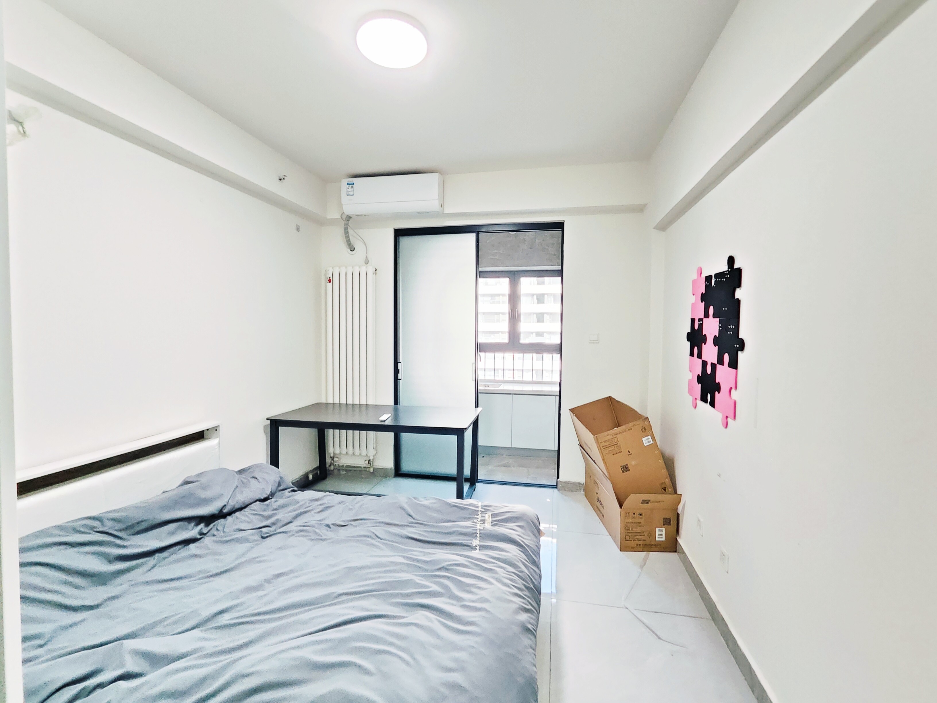  华山公寓有天然气和暖气！办公居住都可以！有房产证