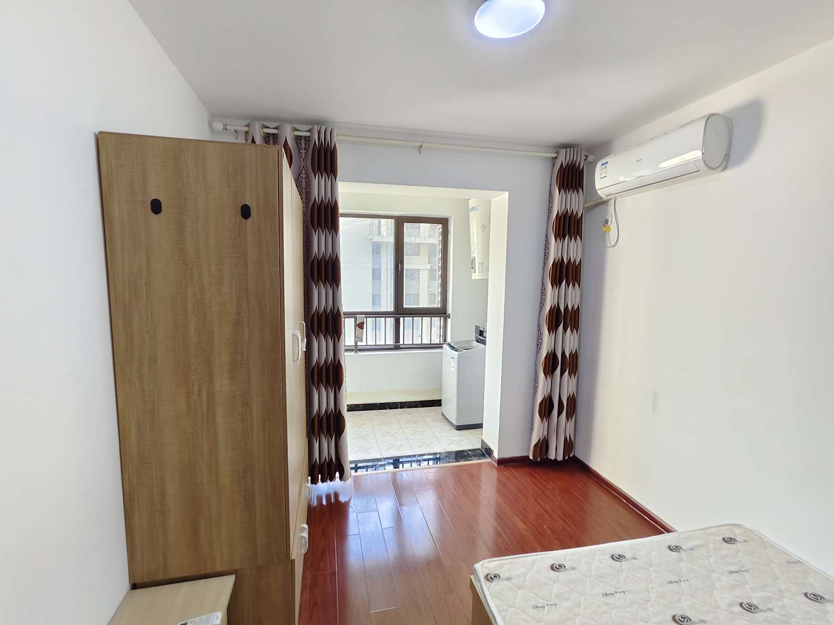 旭辉银盛泰金域蓝山