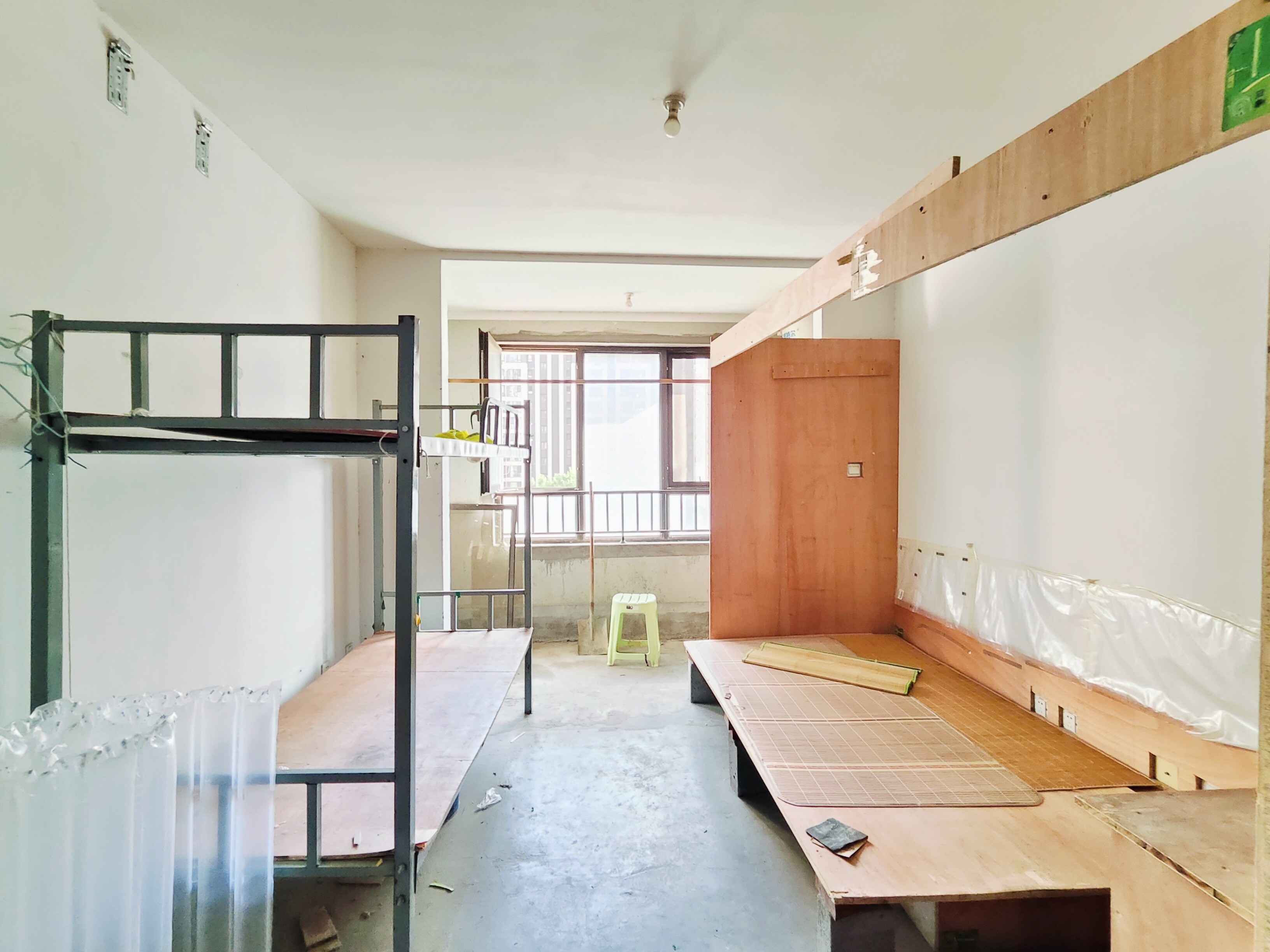  中海御山首府 南