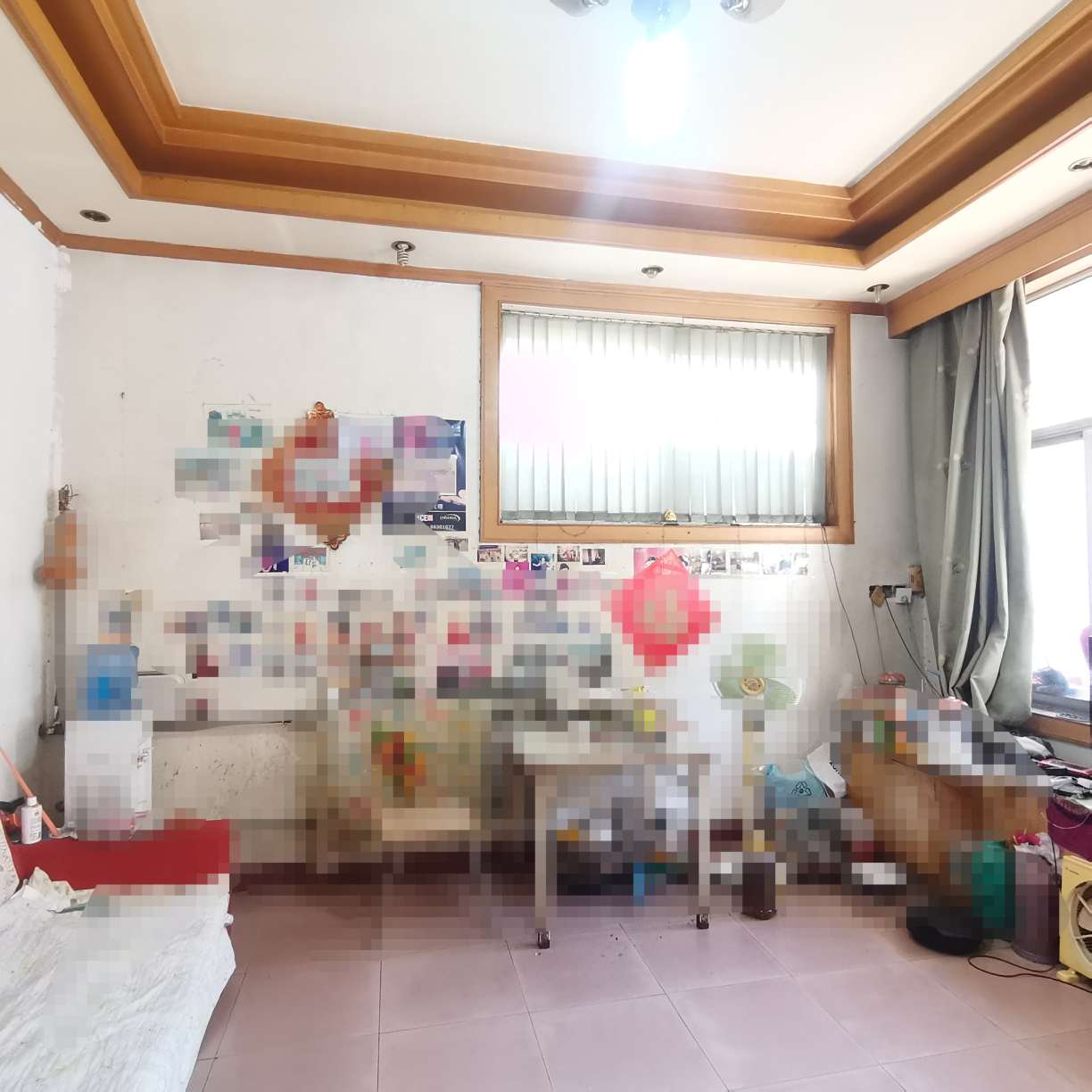  独院带车库，出入方便！