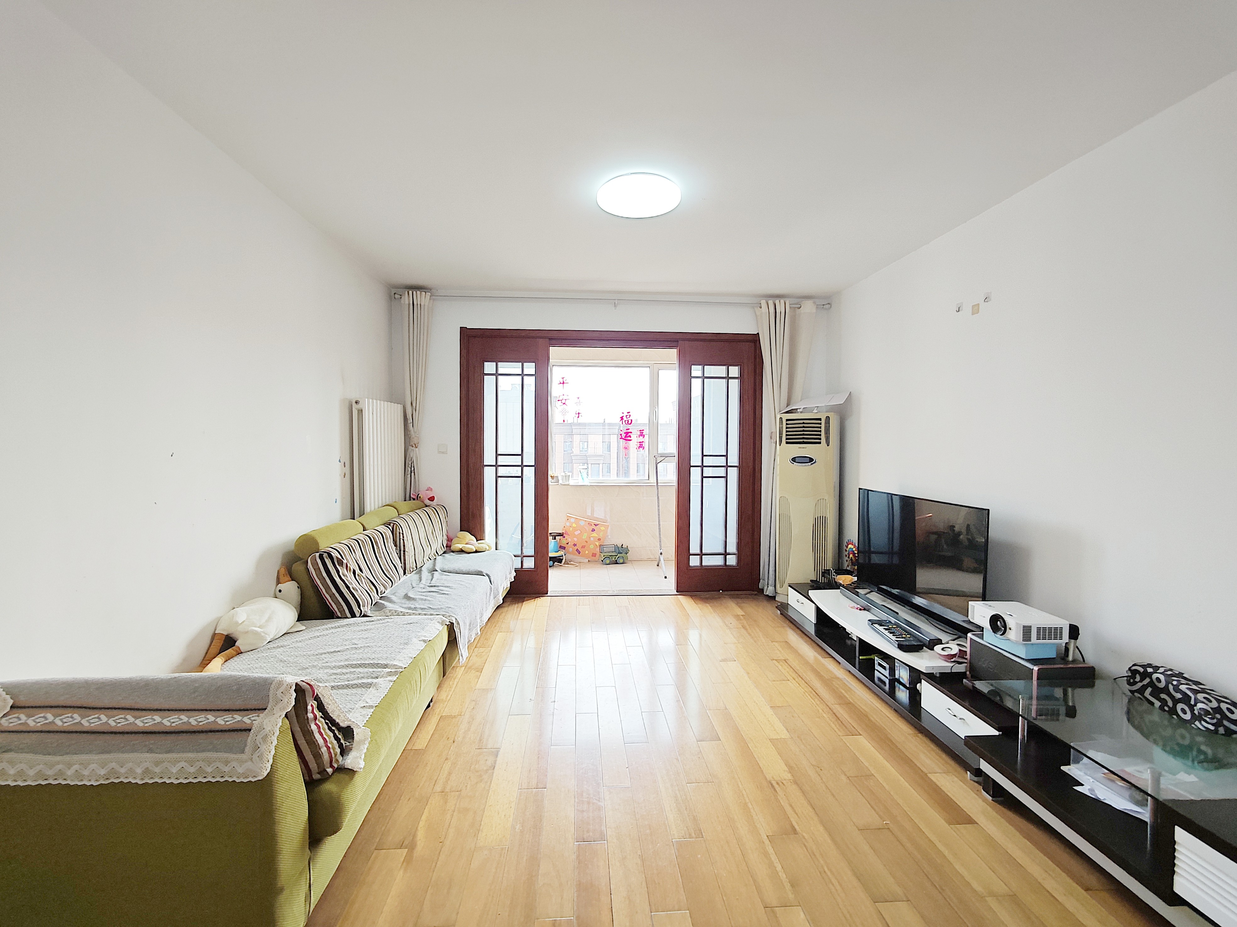 东城逸家逸贤园