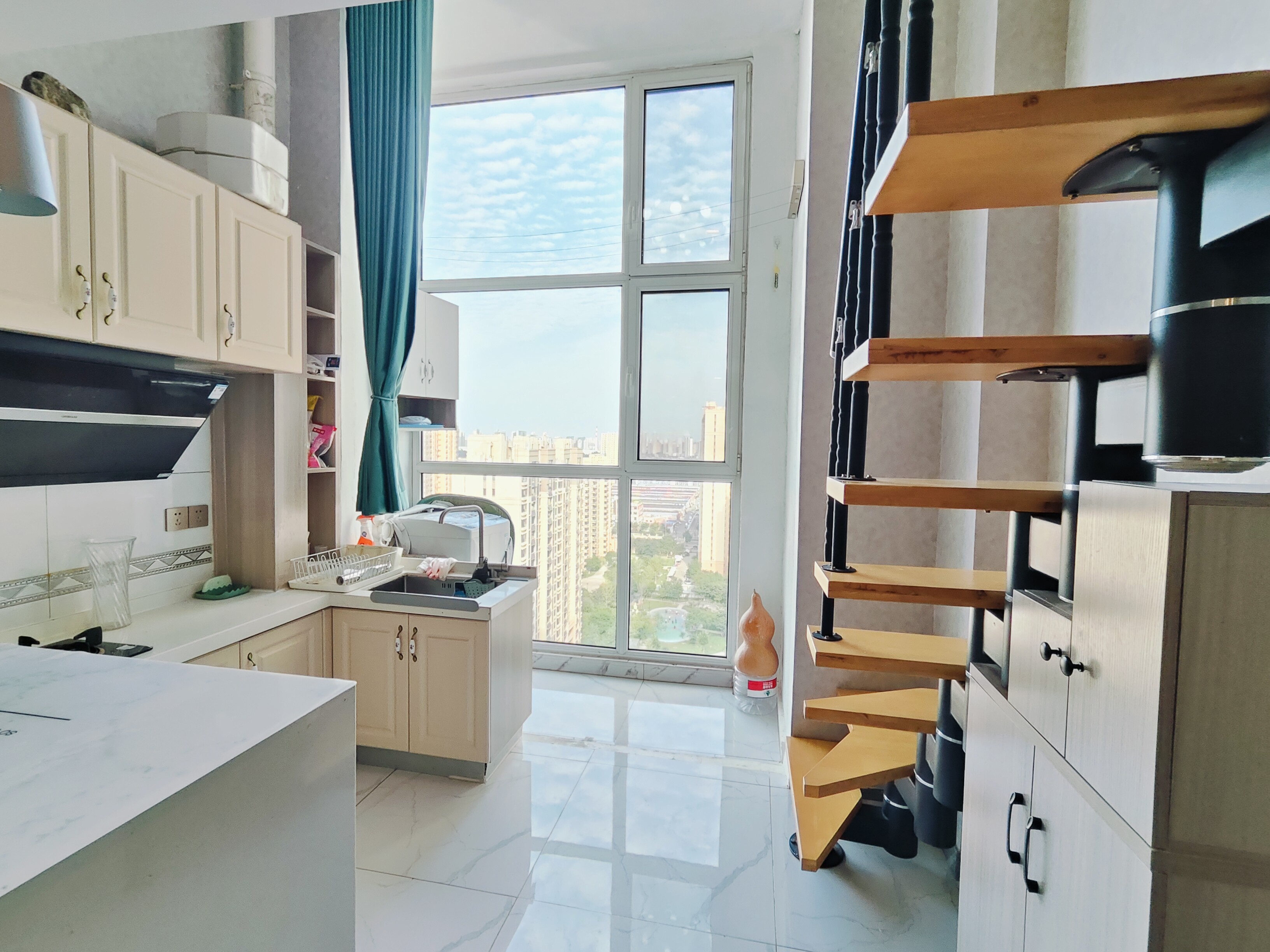 恒大滨河左岸公寓(临湖公馆花园)