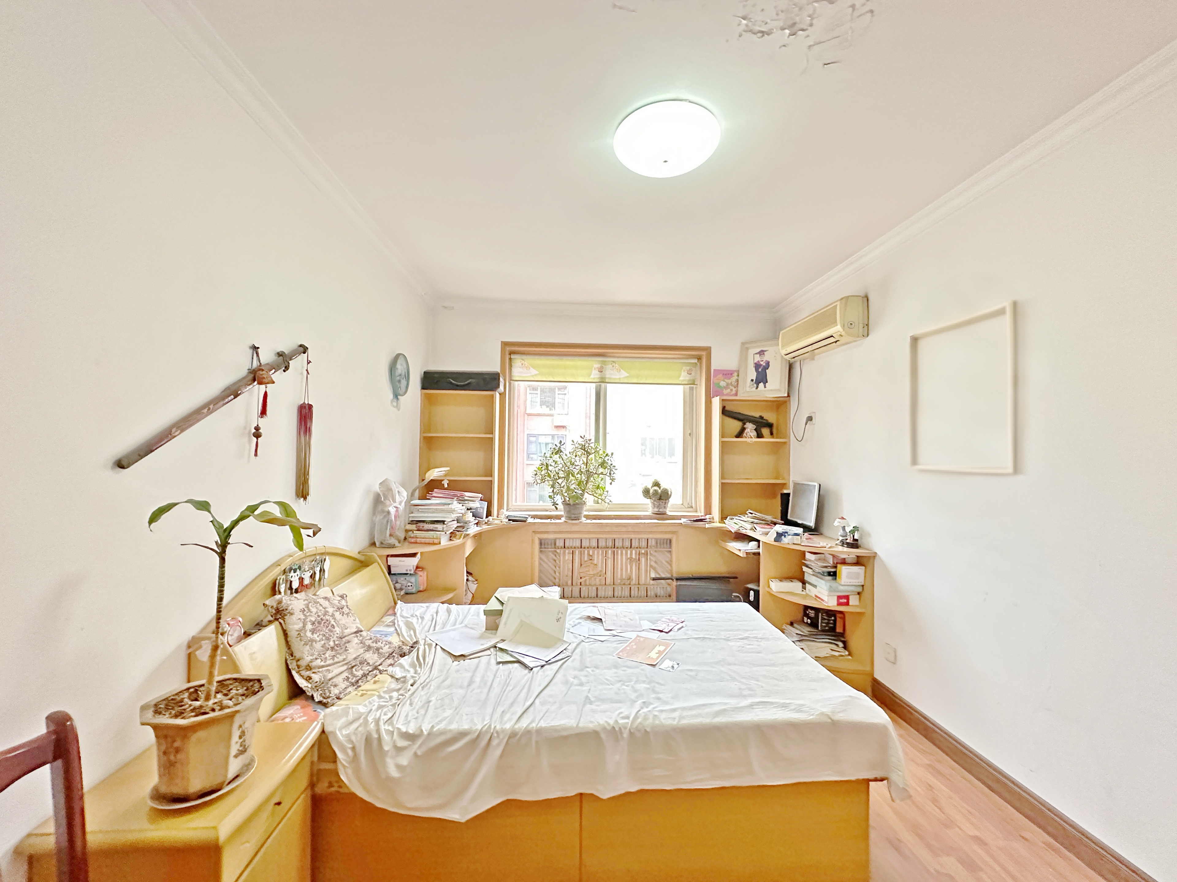 卧龙花园龙和苑