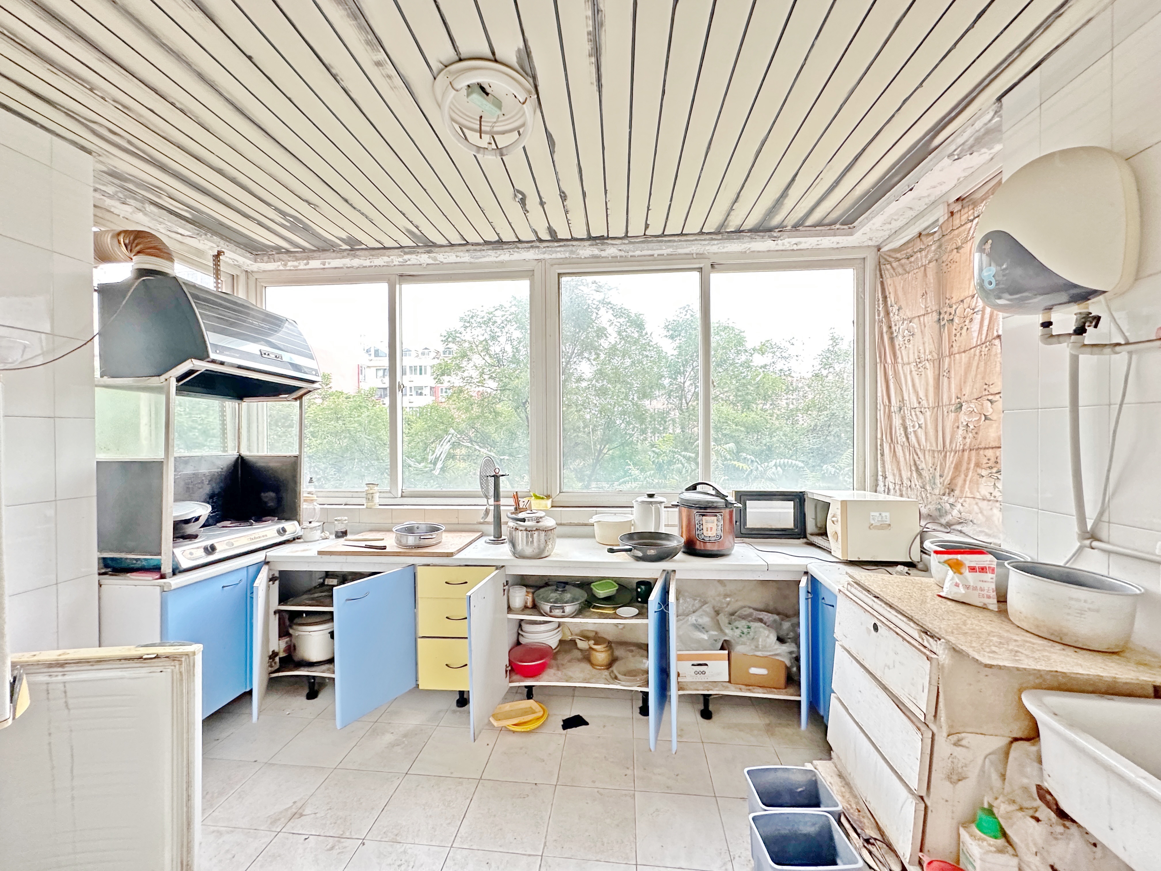 卧龙花园龙和苑