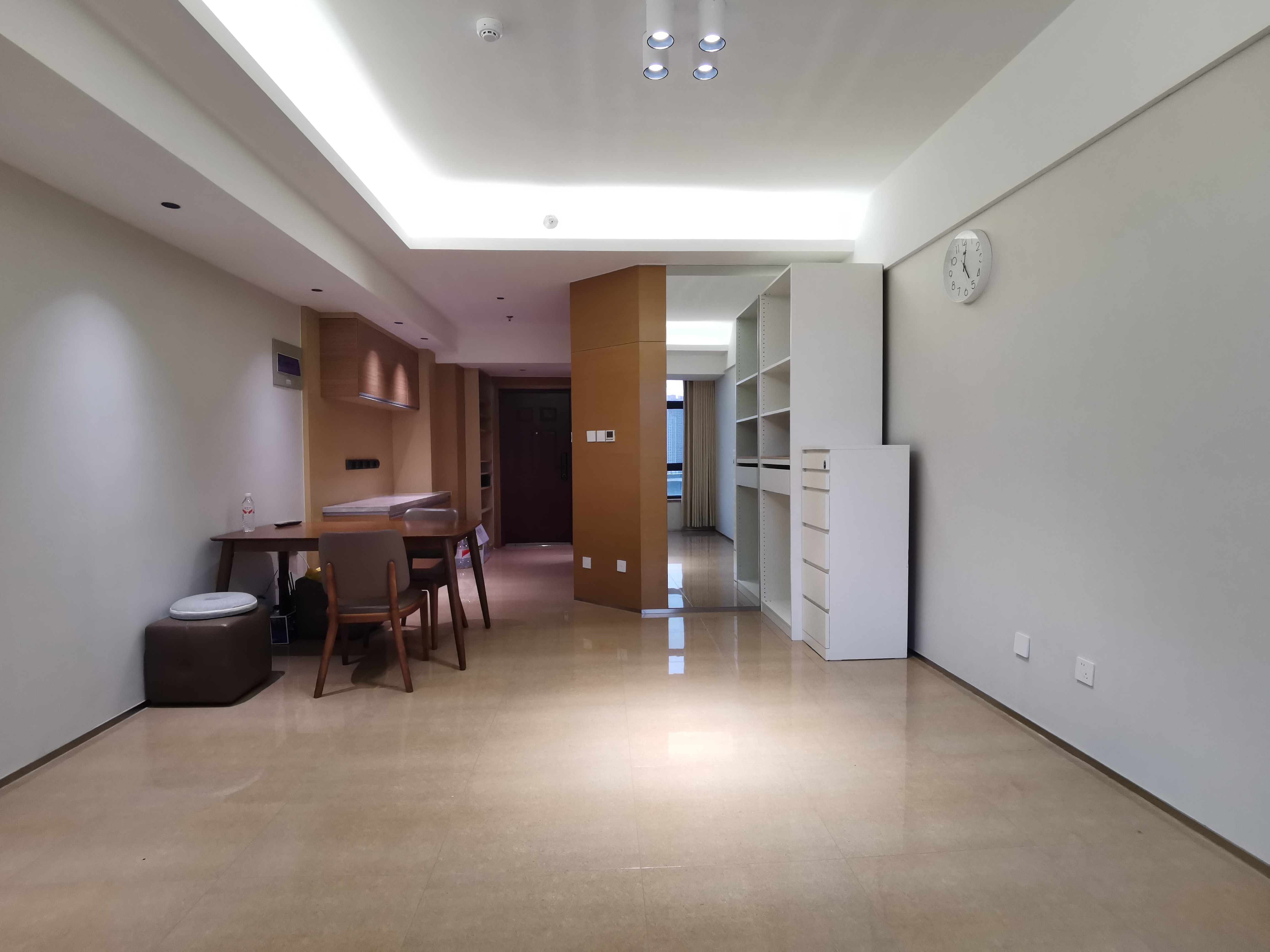 南益名泉春晓公寓