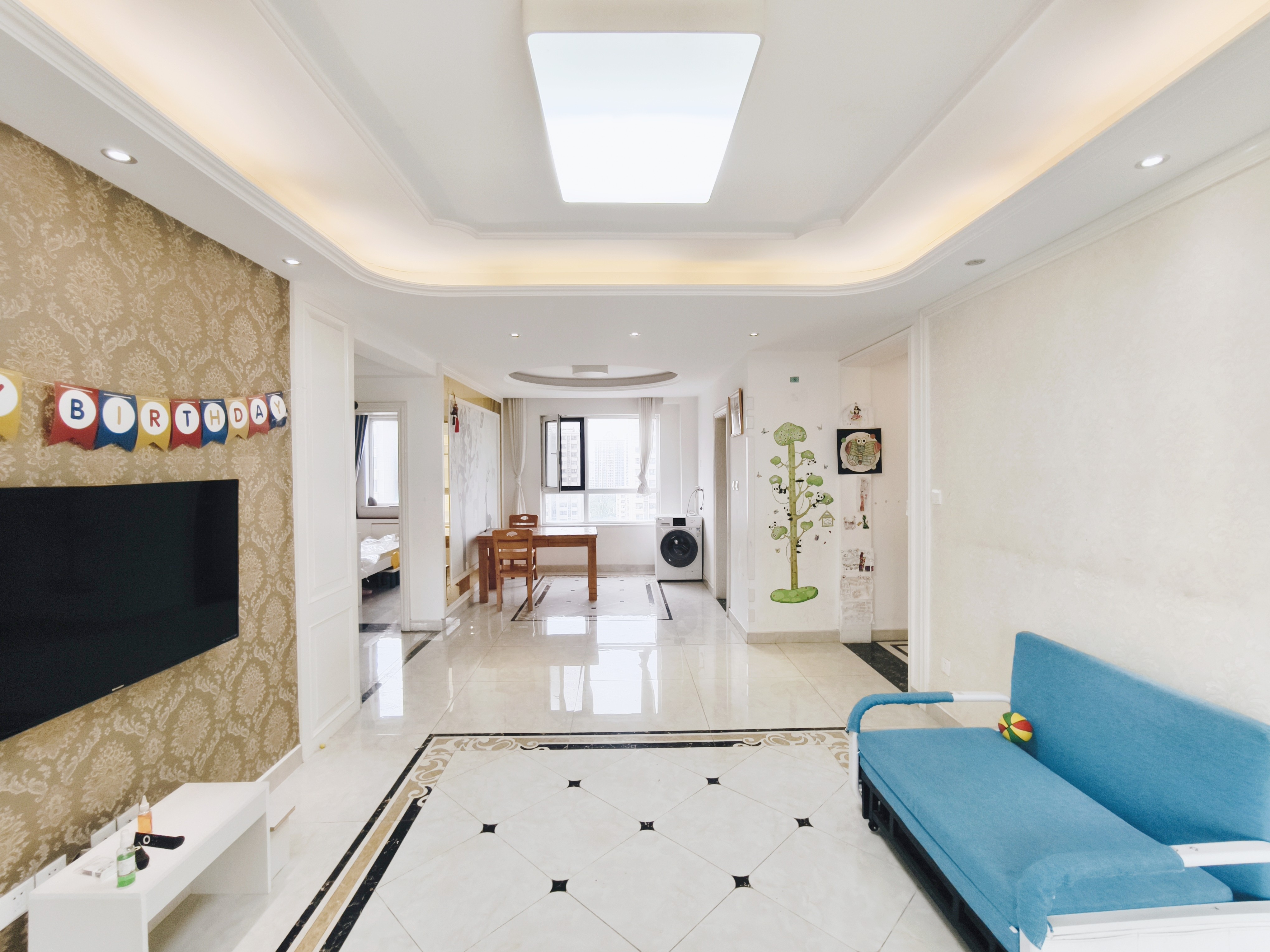  银丰唐郡紫薇园 南北