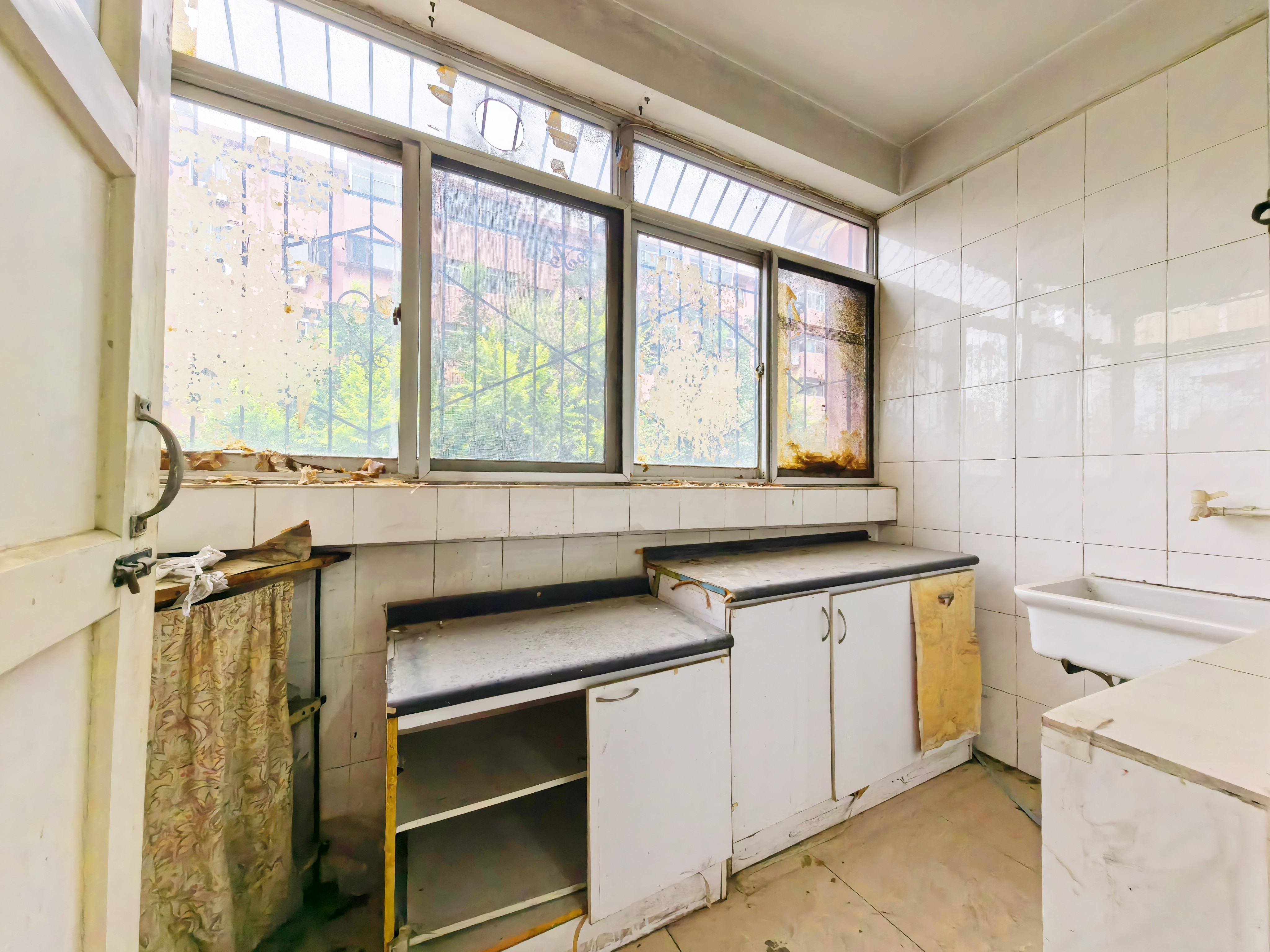 白马山铁路新村