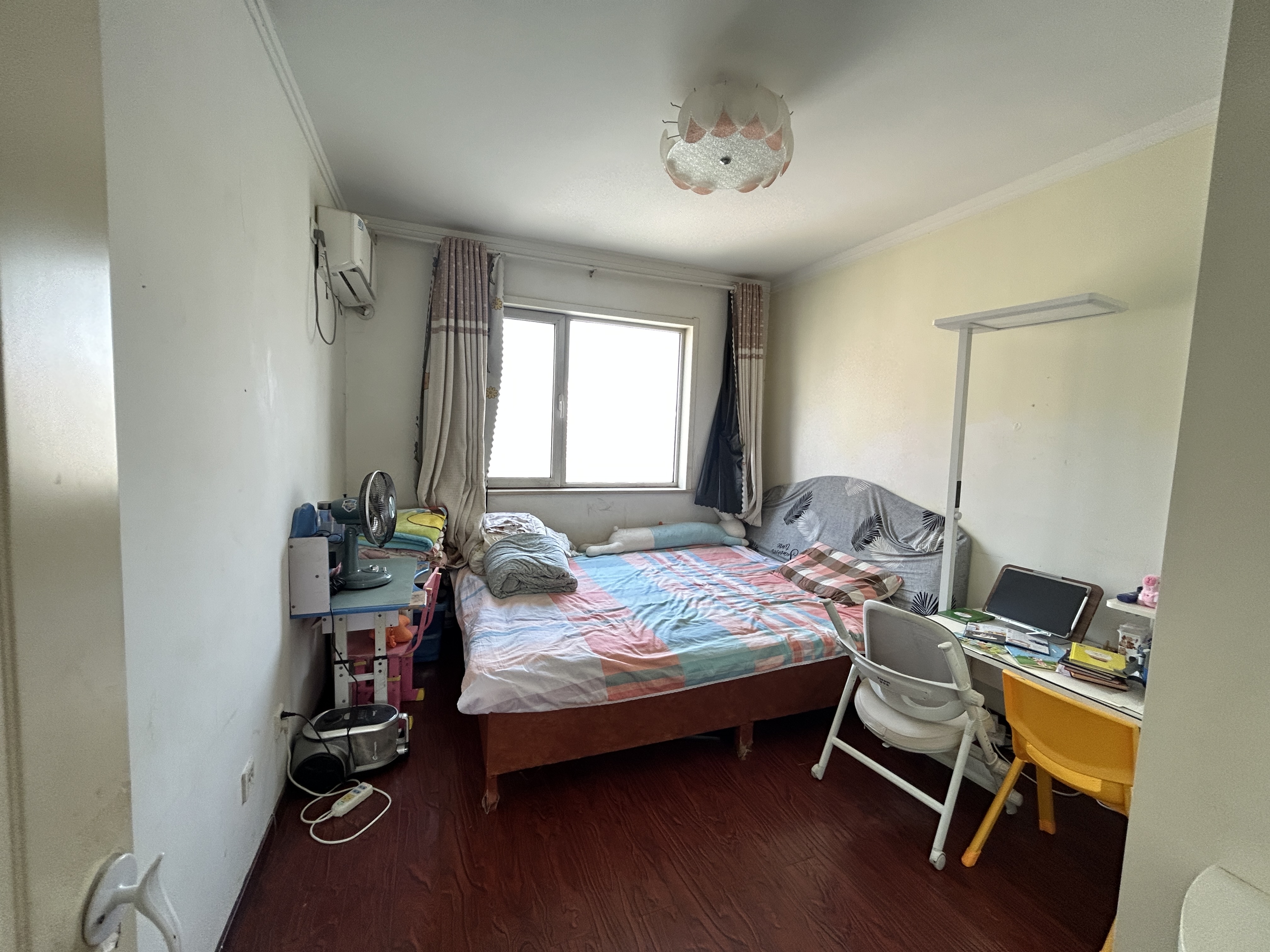 天鸿万象新天四区