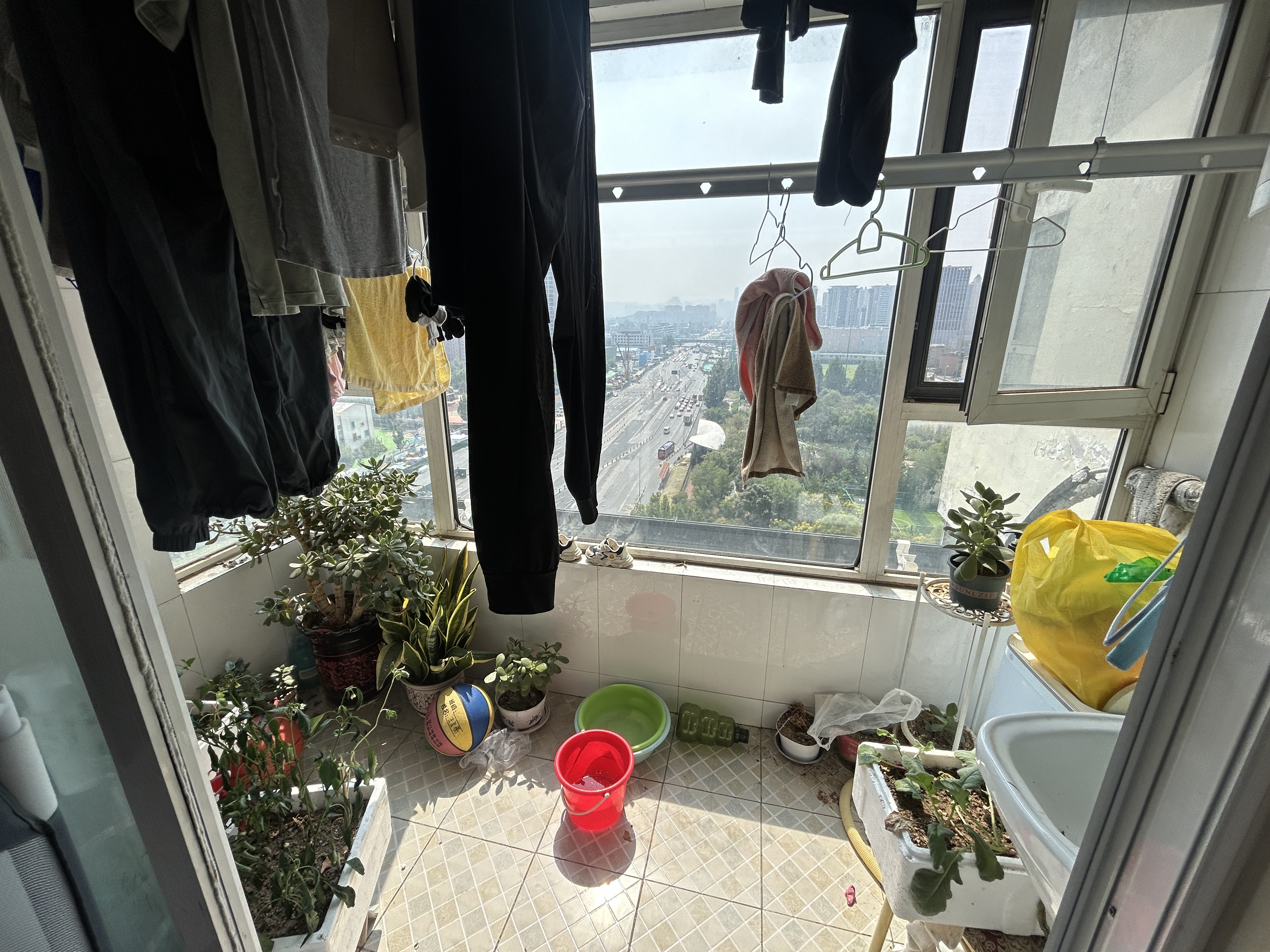 天鸿万象新天四区