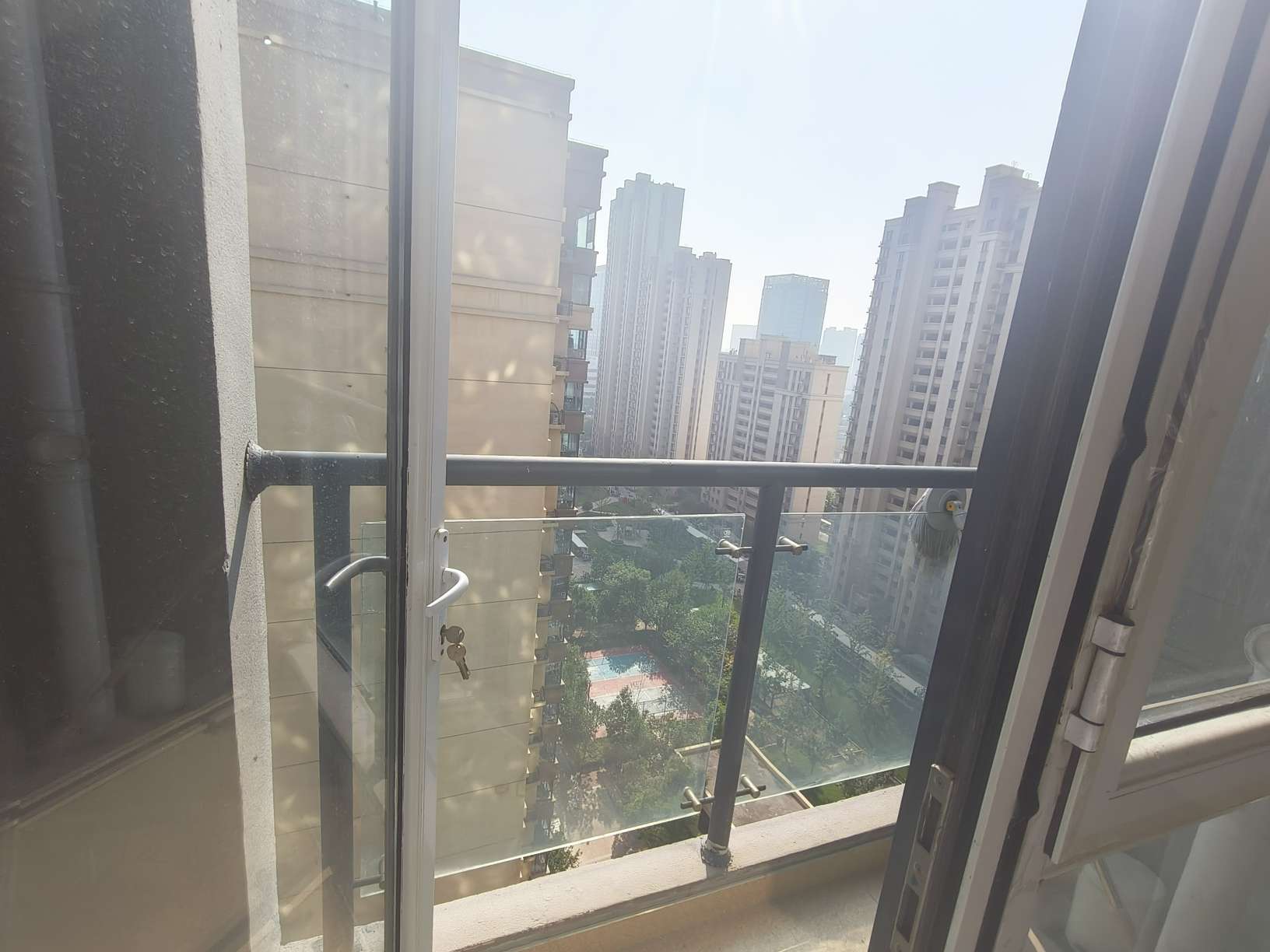 恒大滨河左岸公寓(临湖公馆花园)