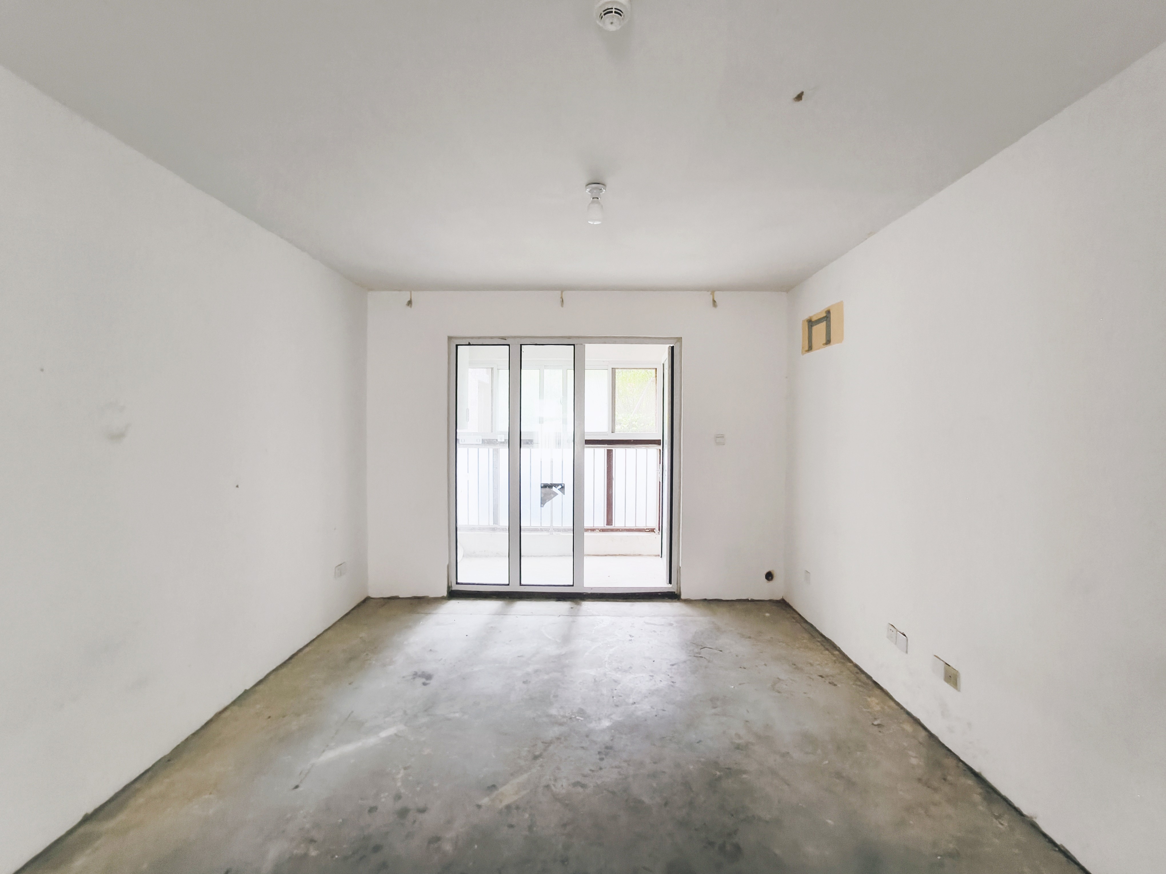  鲁能泰山7号三期 南北