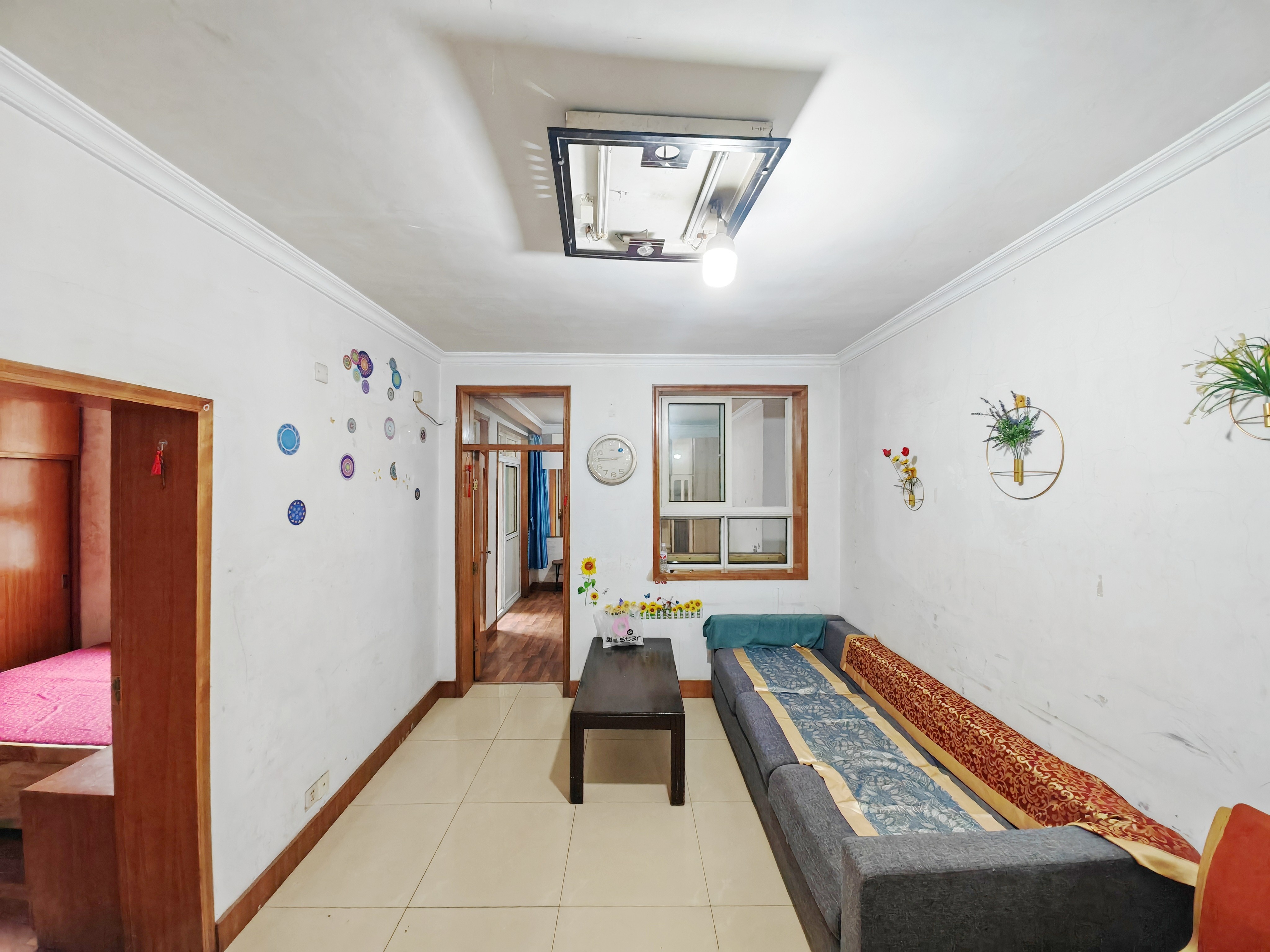  东舍坊街118号院（省无线电厂宿舍） 南北