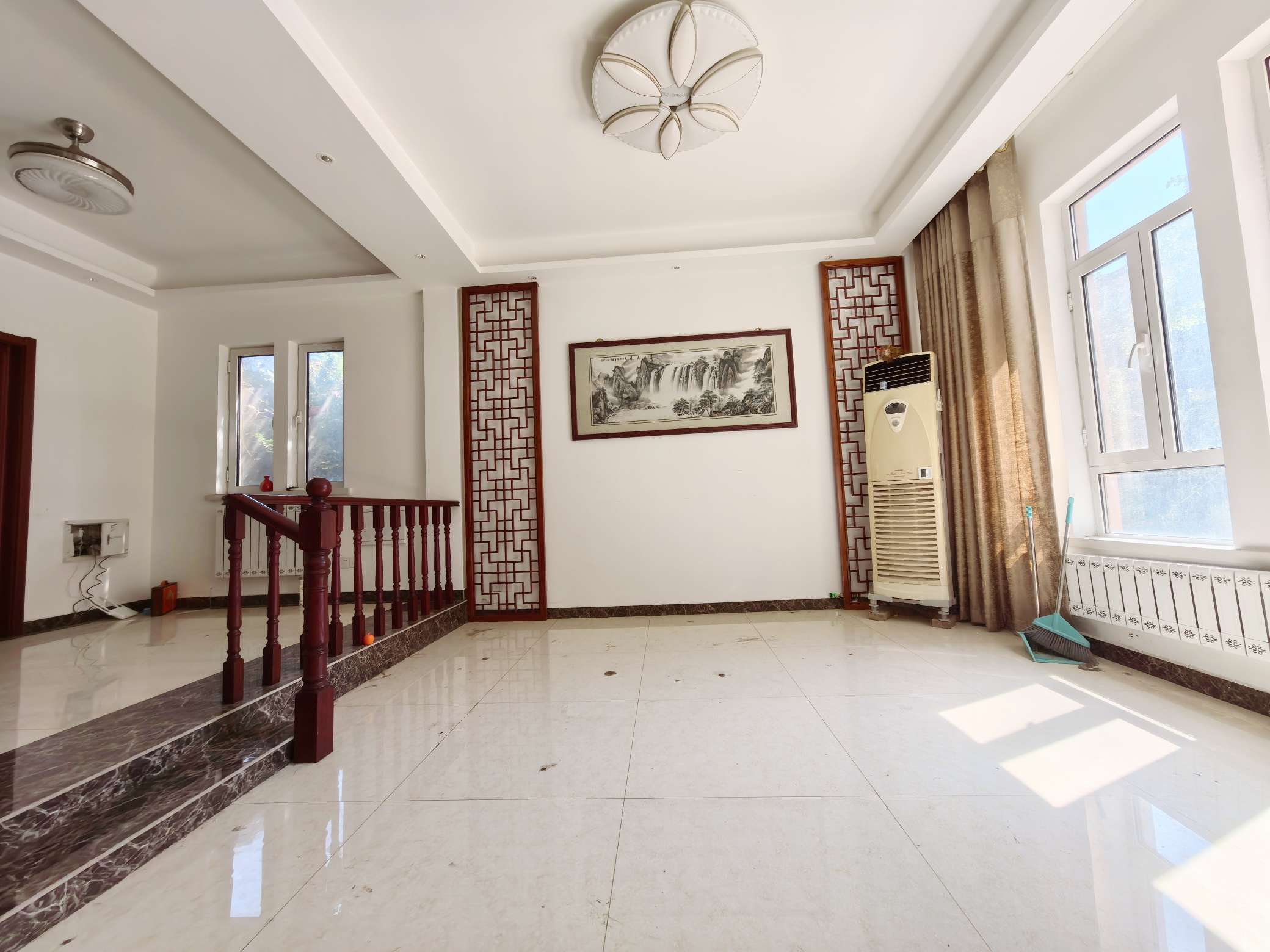  碧桂园凤凰城西区别墅 南北