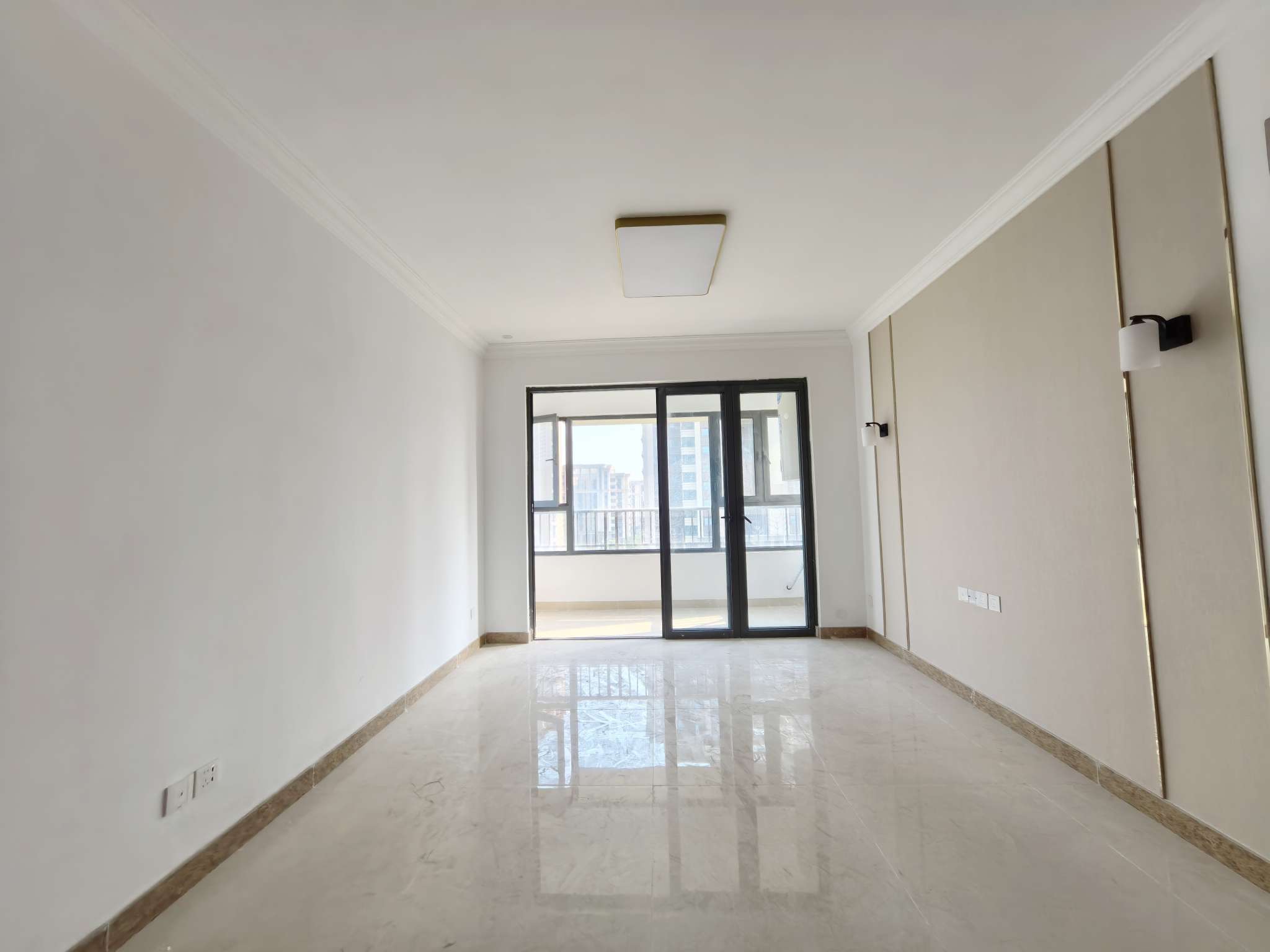  恒大悦珑台 南北