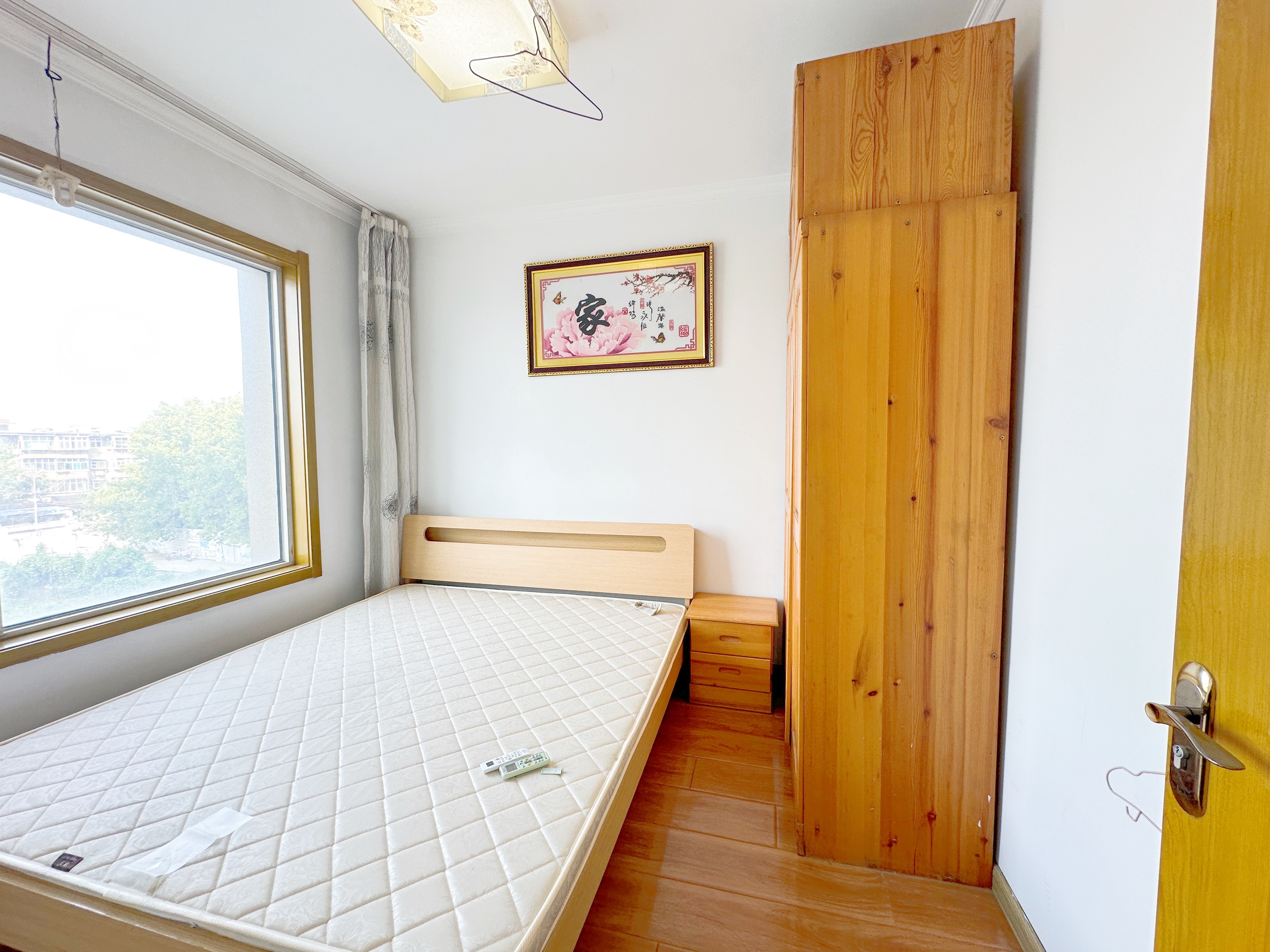 绿地新里梵尔赛公馆