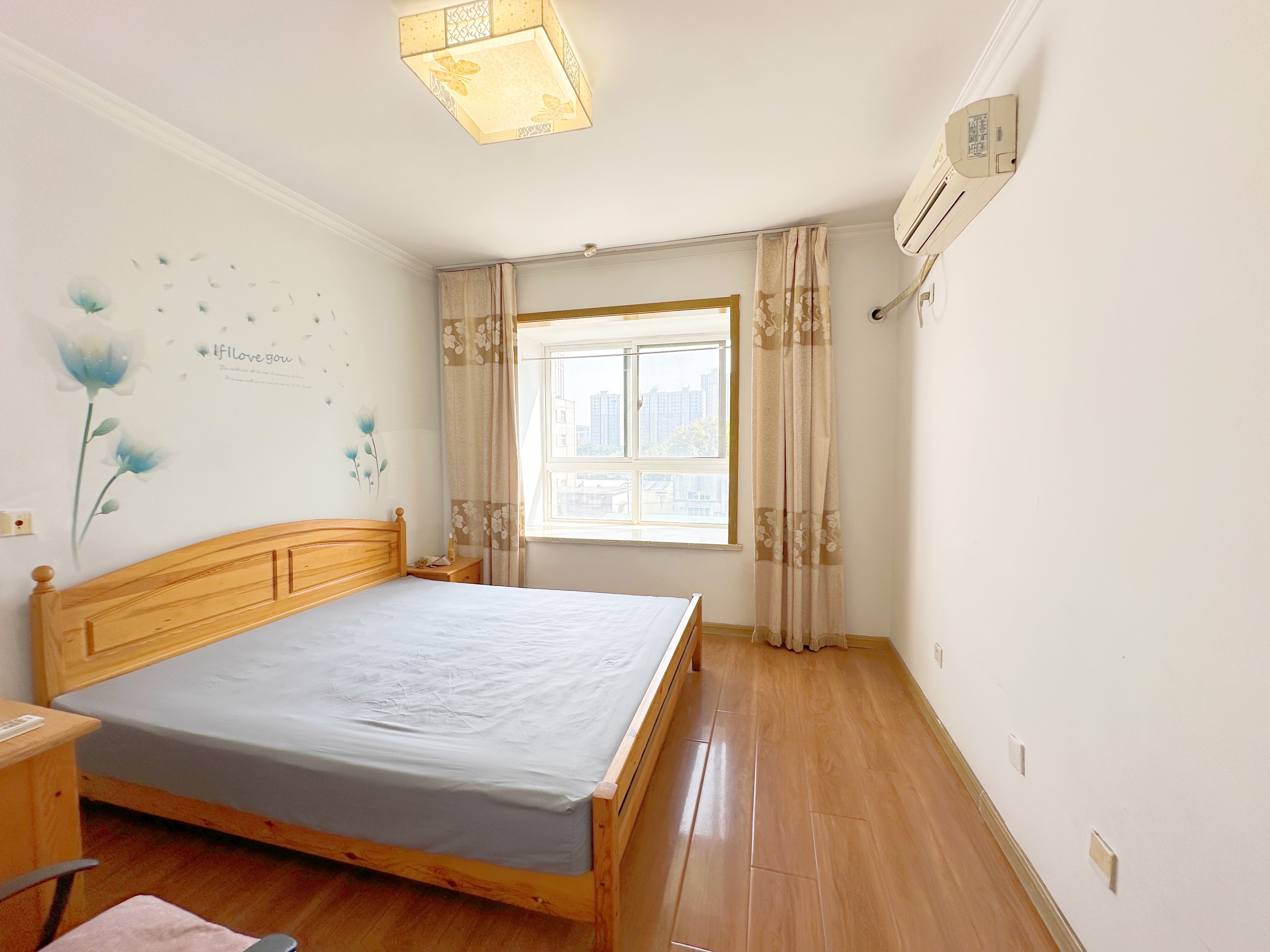 绿地新里梵尔赛公馆