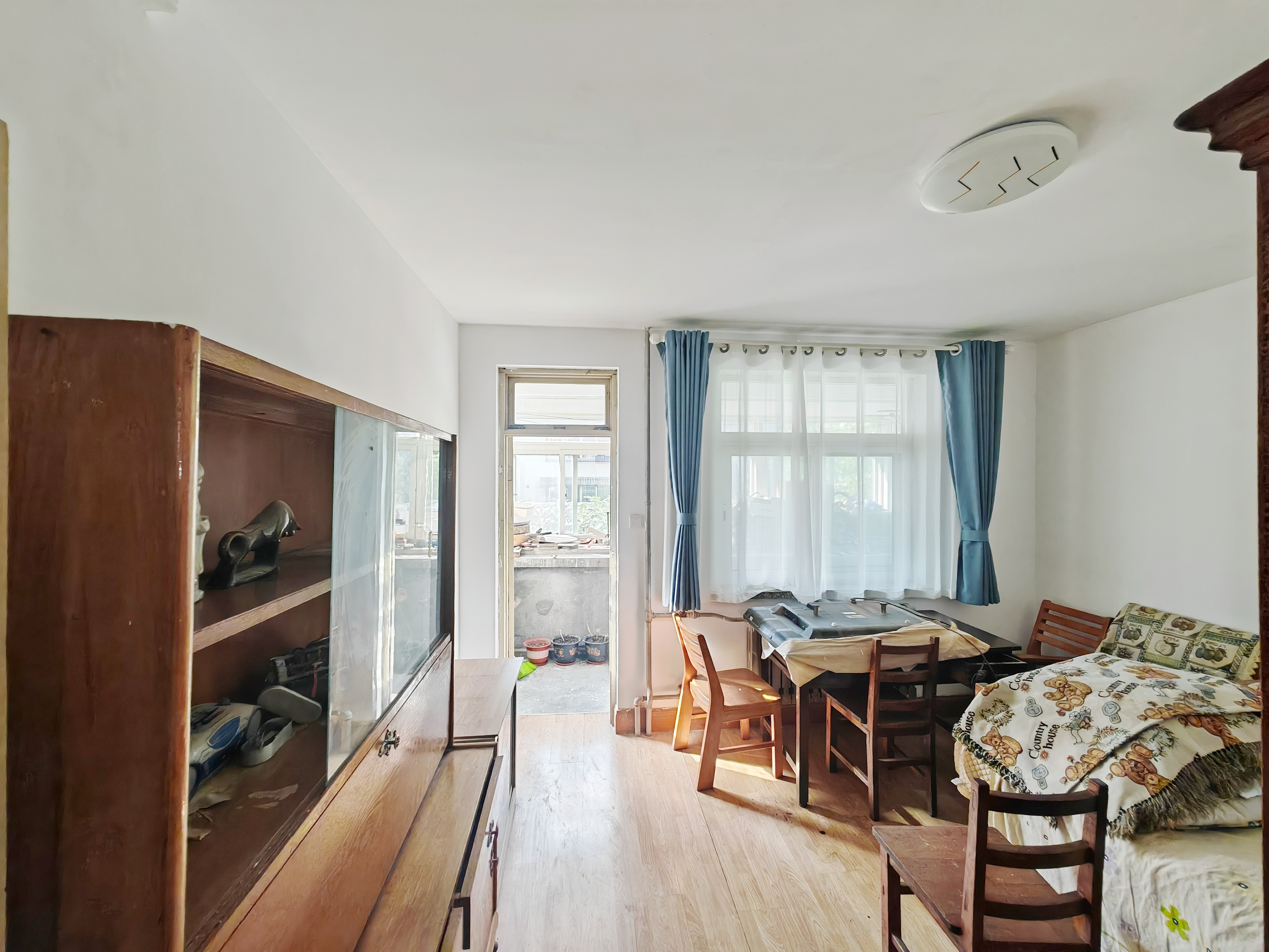 山东建筑工程学院第五宿舍