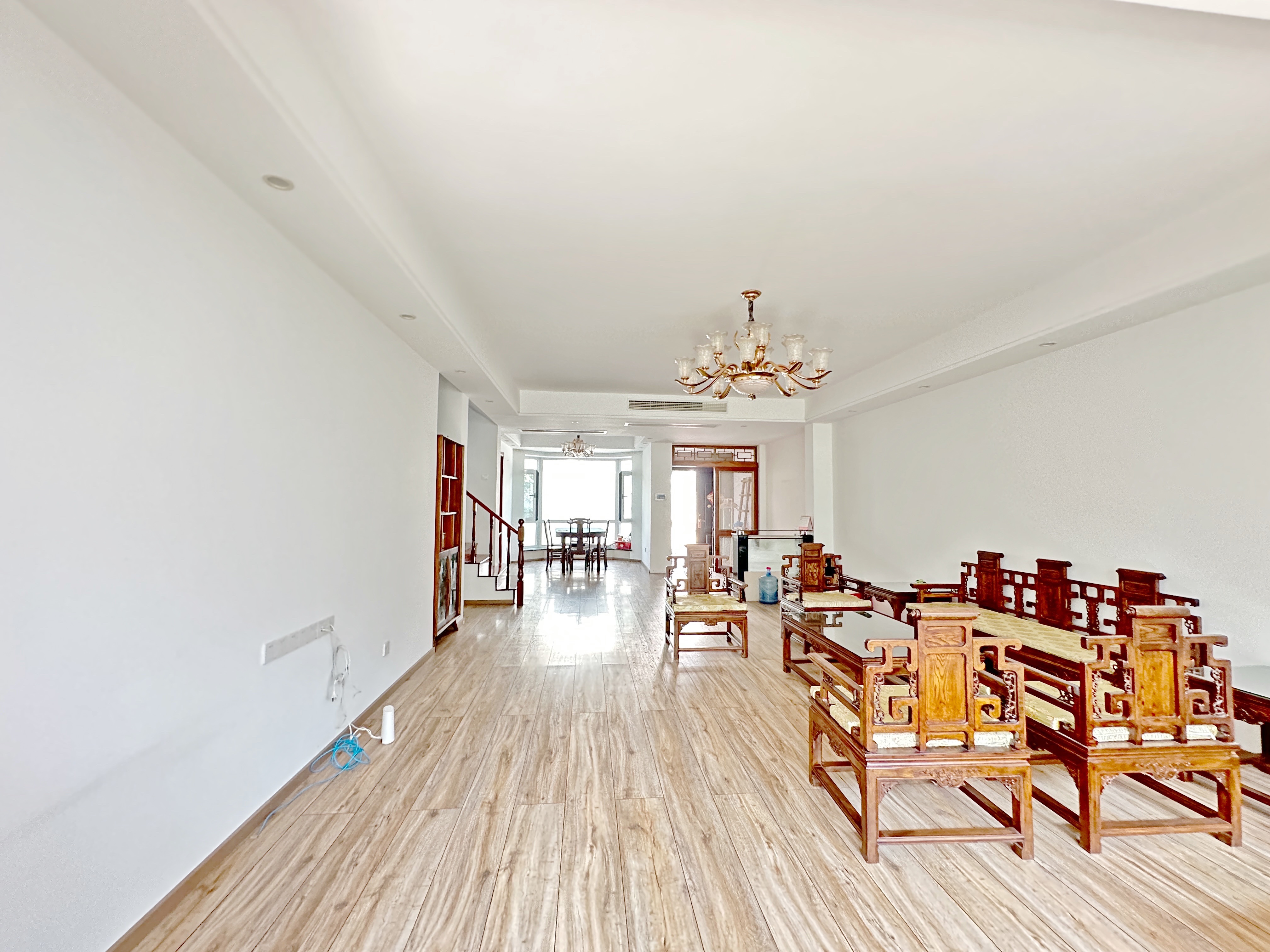 卧龙花园龙昌苑(四区)