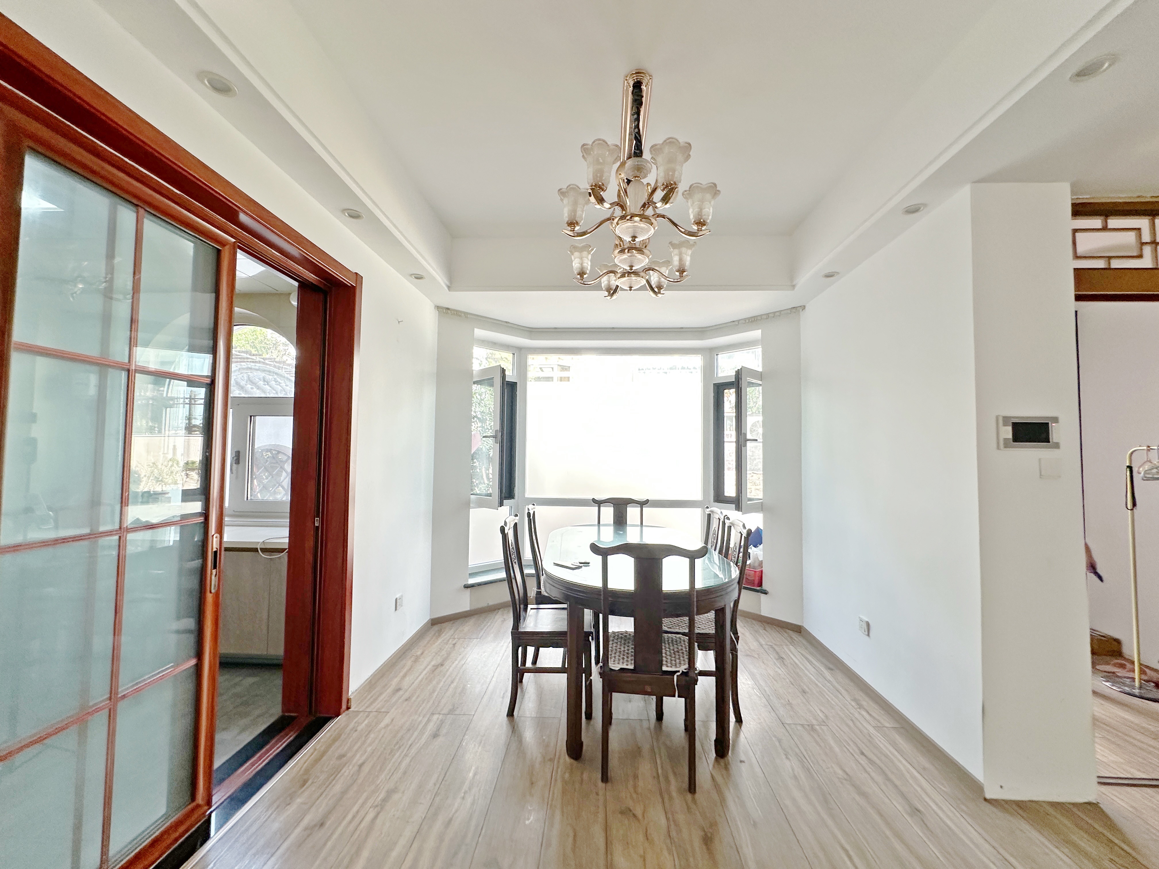 卧龙花园龙昌苑(四区)