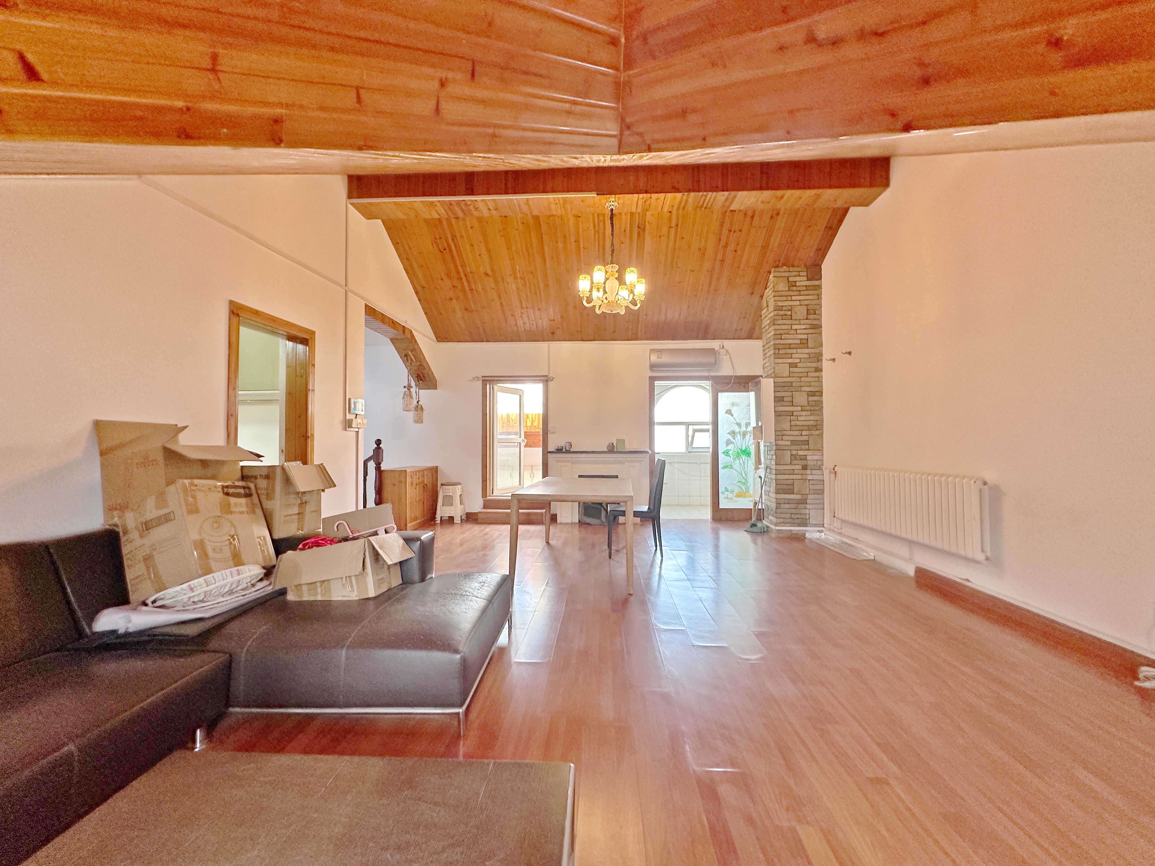 卧龙花园龙昌苑(四区)