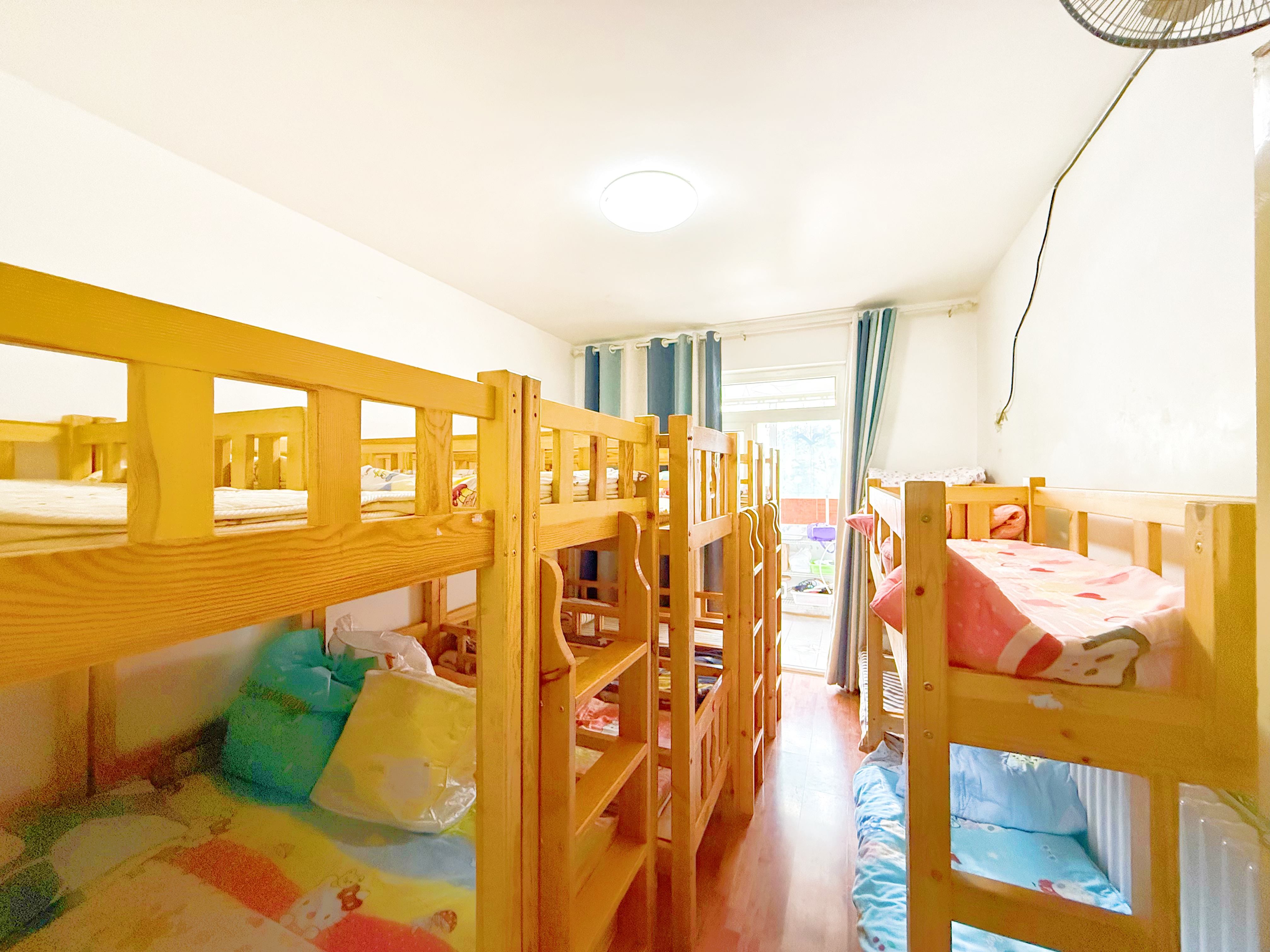 卧龙花园龙和苑