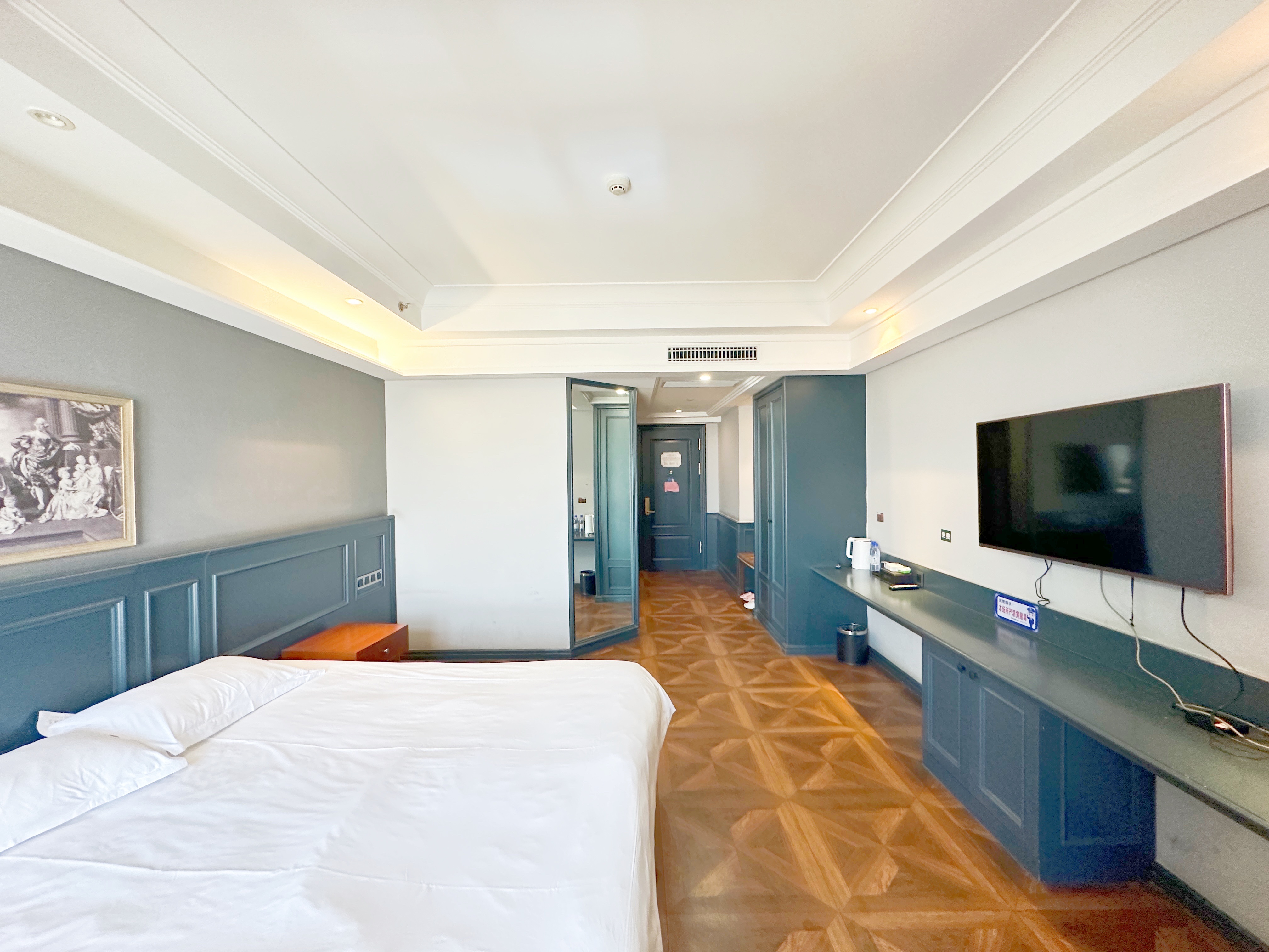 南益名泉春晓公寓