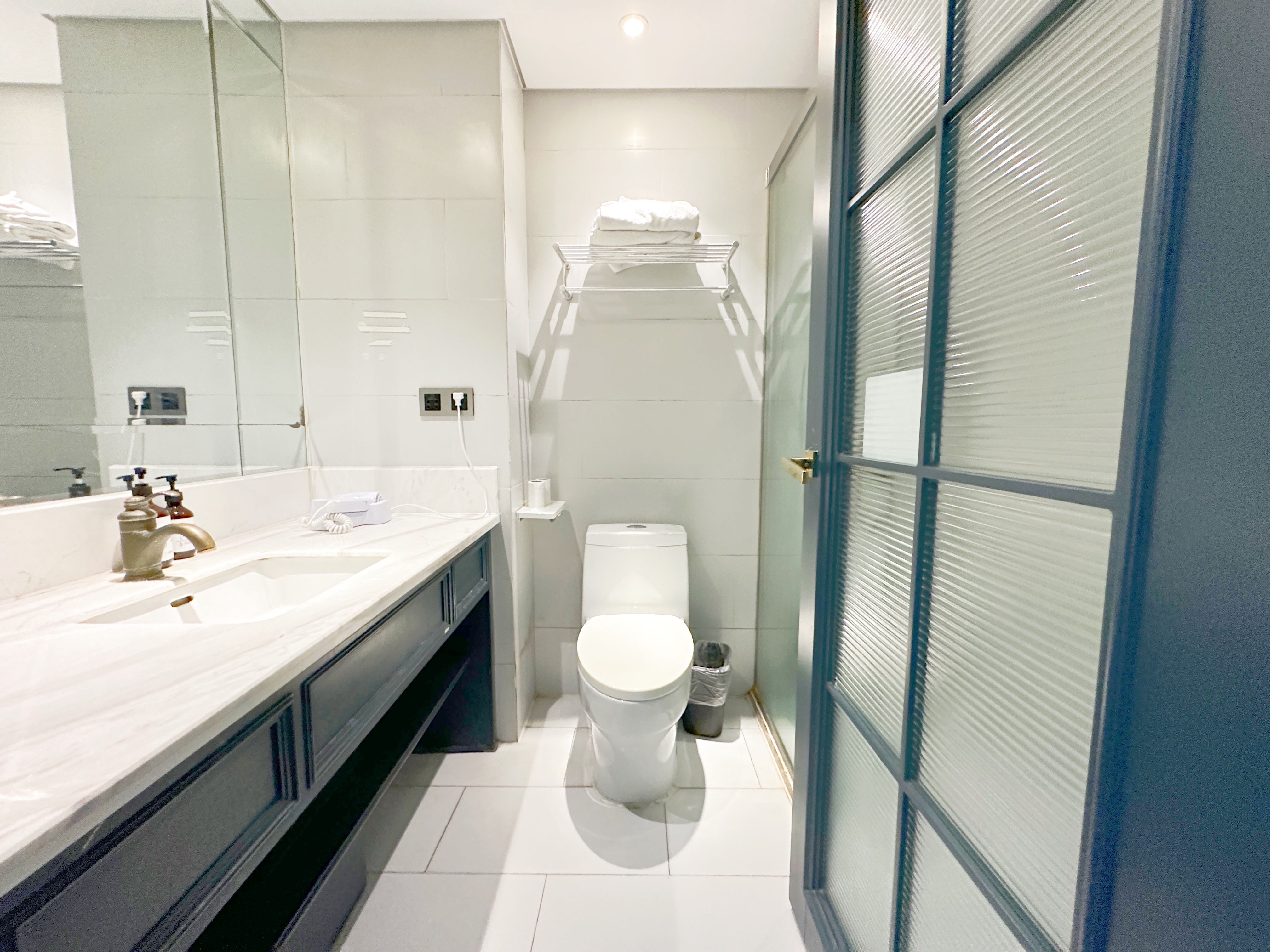 南益名泉春晓公寓