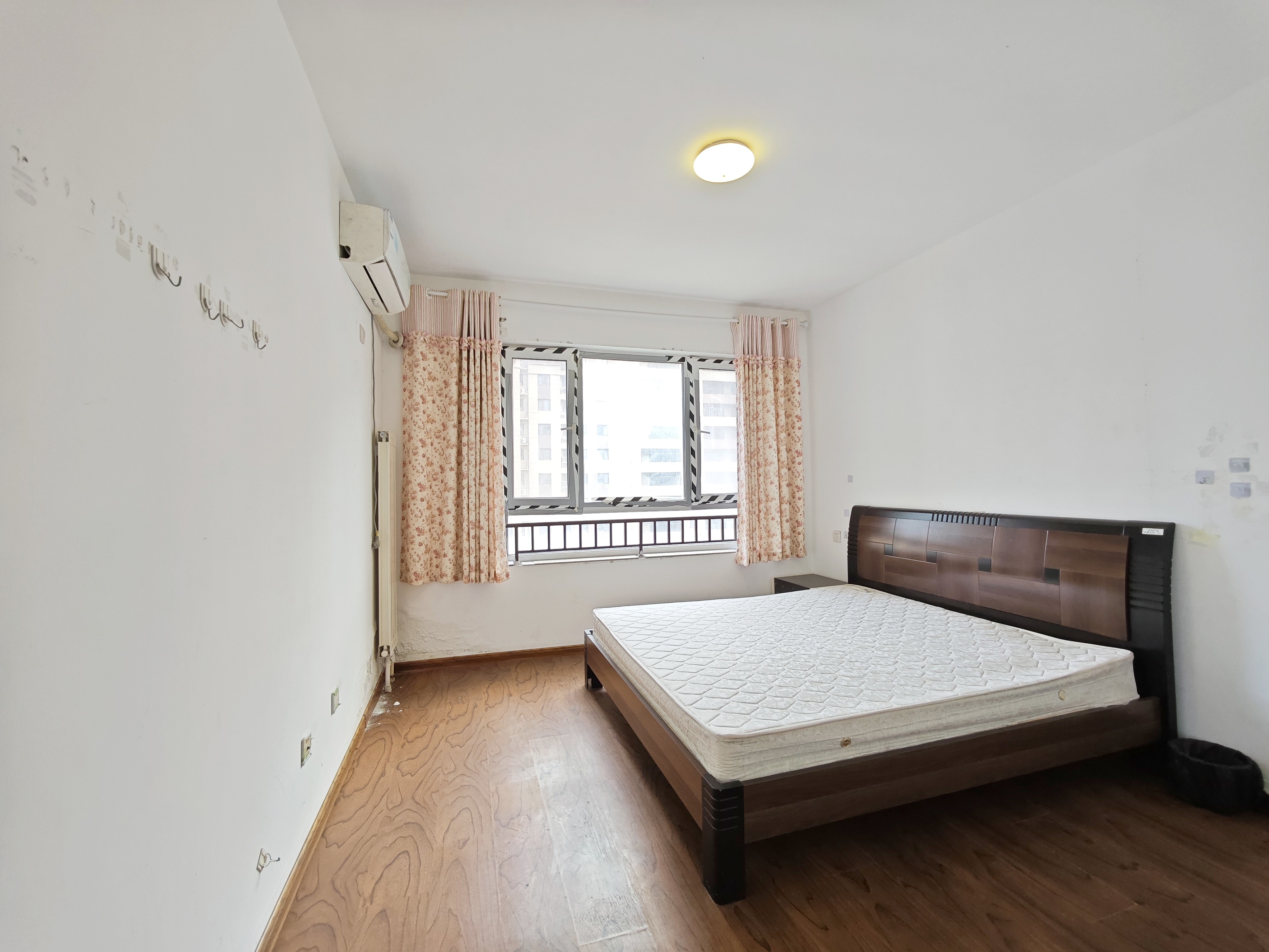 绿地新里香榭丽公馆