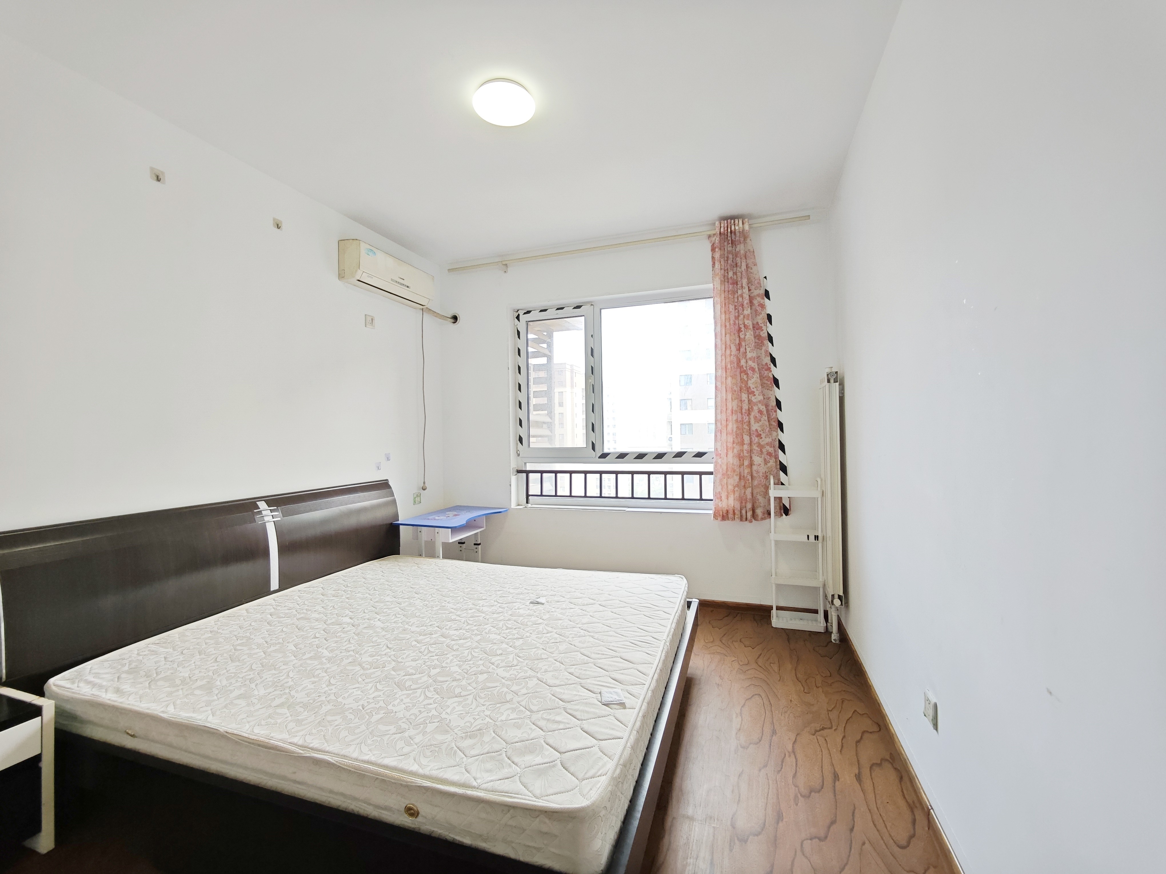 绿地新里香榭丽公馆