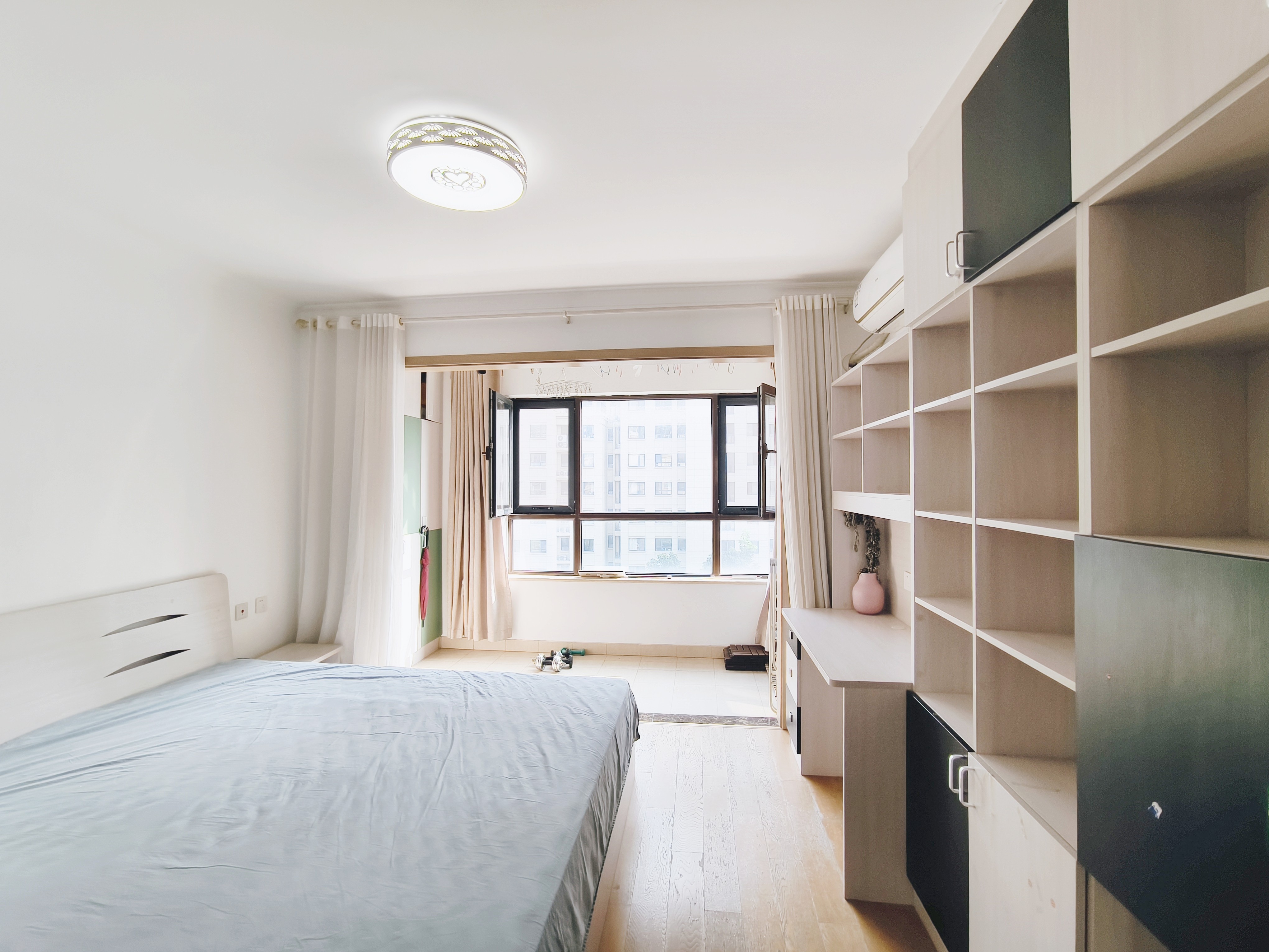 银丰唐郡荷花园