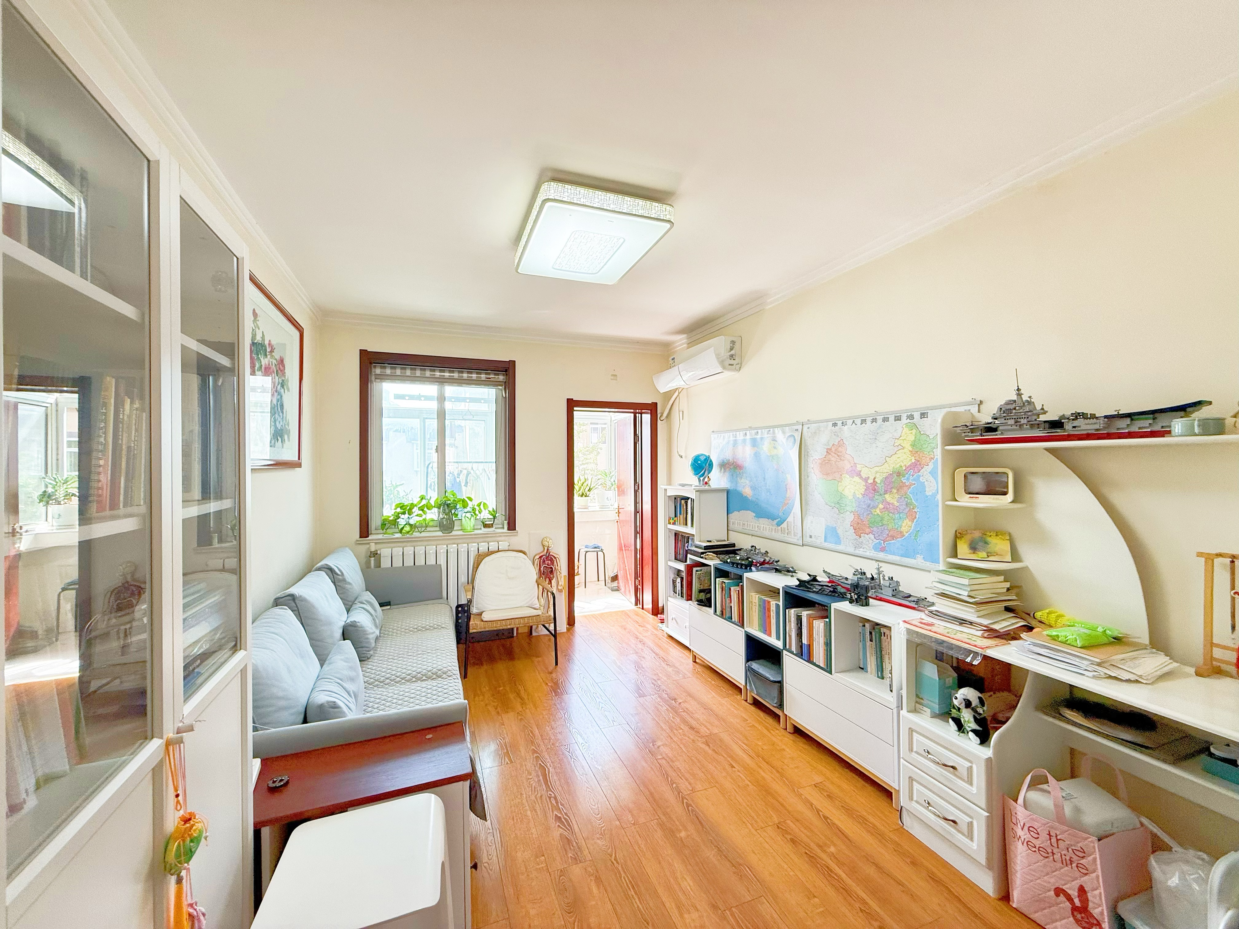  经五路238号 东北