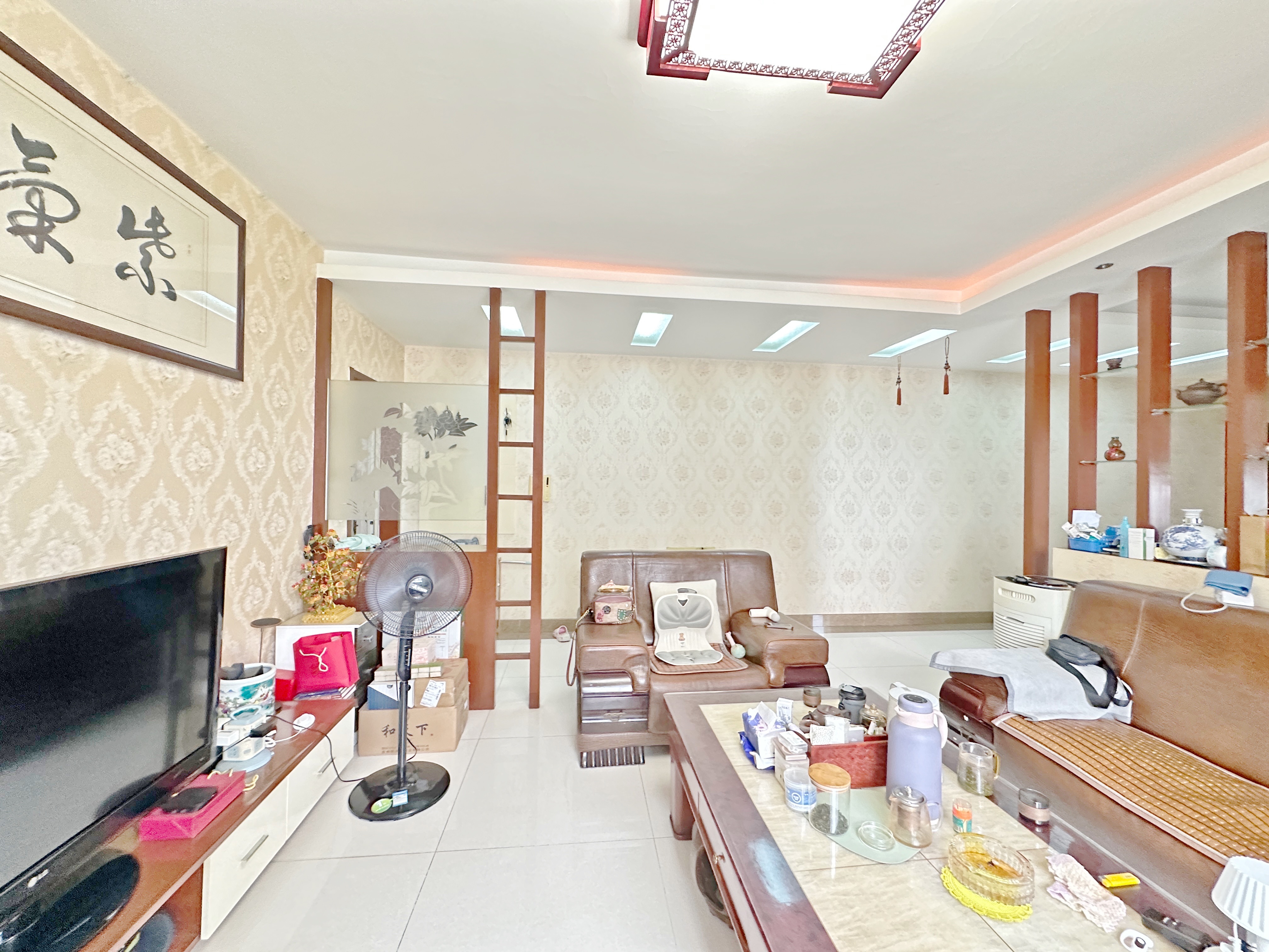  泉景天沅鸿园 南北