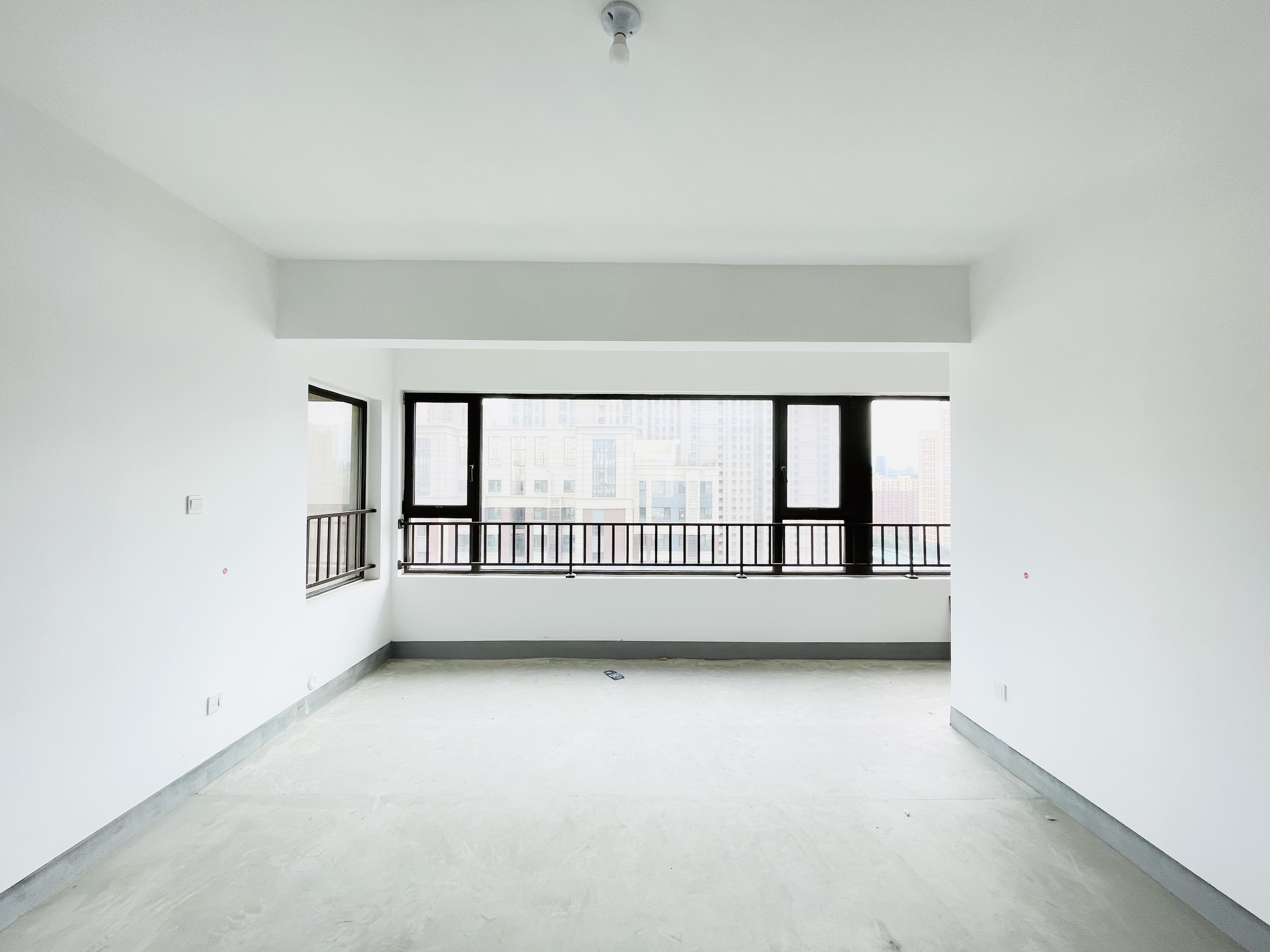  远洋凤栖翰林 南北