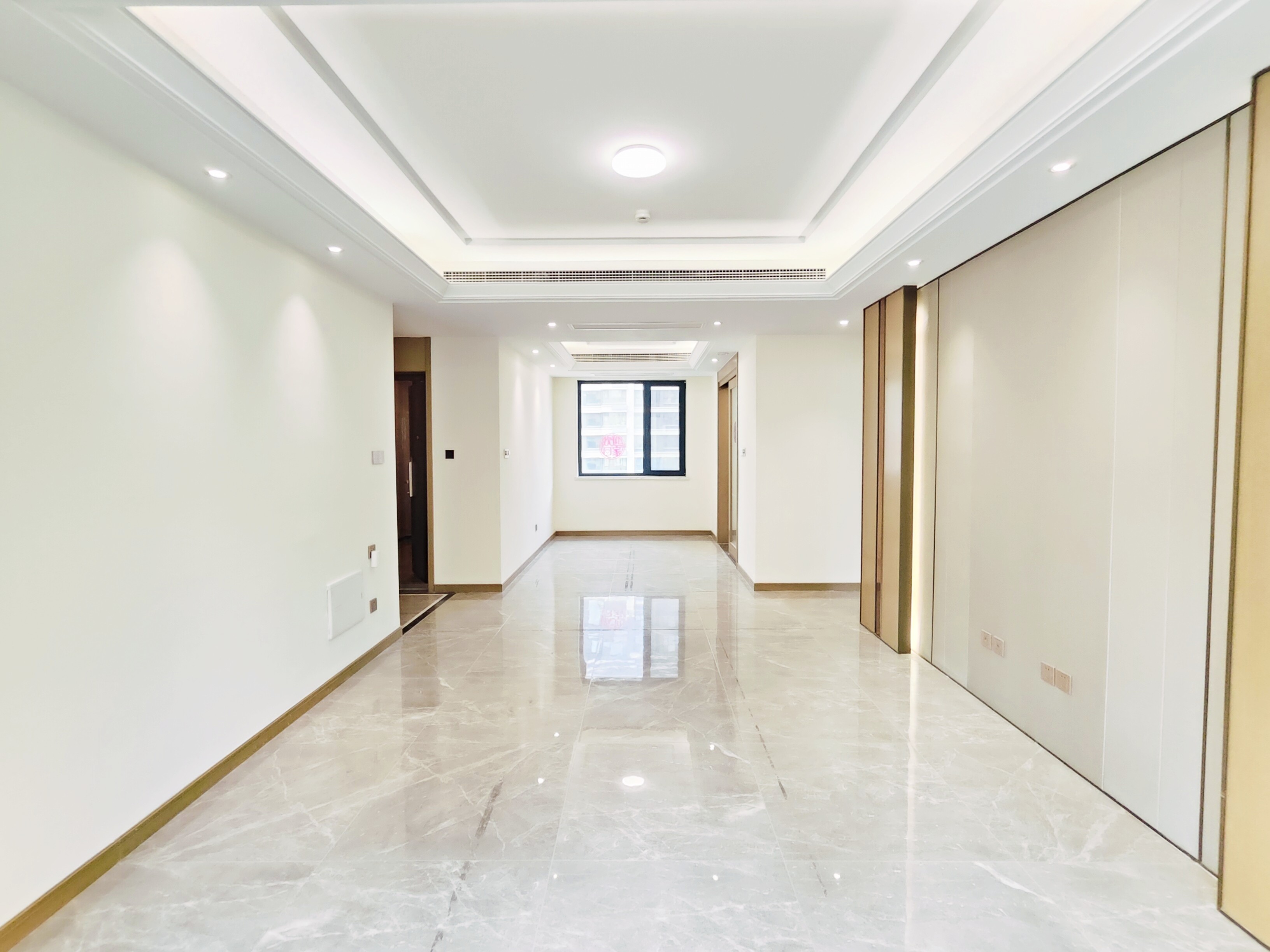  绿地IFC中央公馆 南